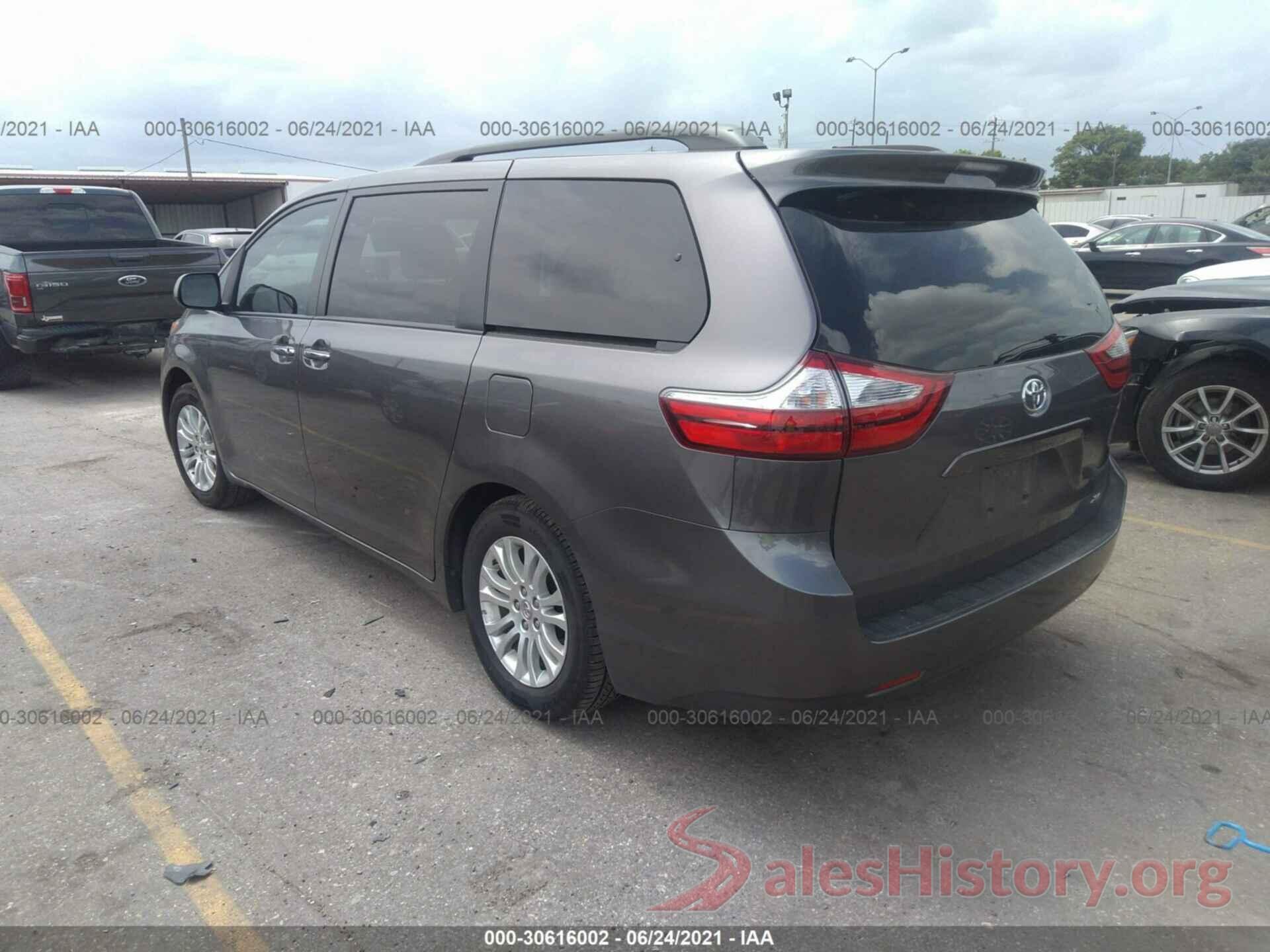 5TDYZ3DC9HS890277 2017 TOYOTA SIENNA