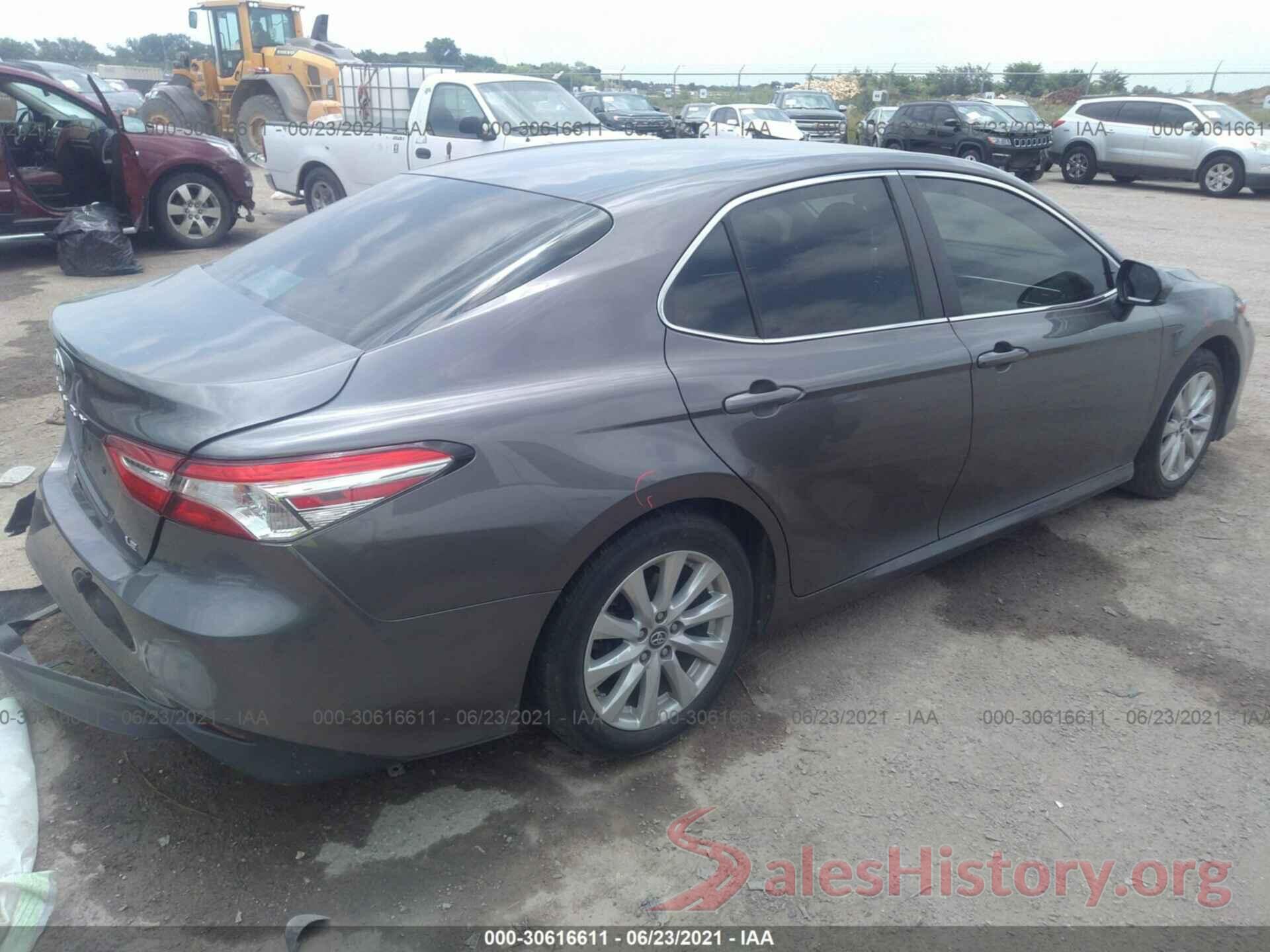 4T1B11HK0JU547194 2018 TOYOTA CAMRY