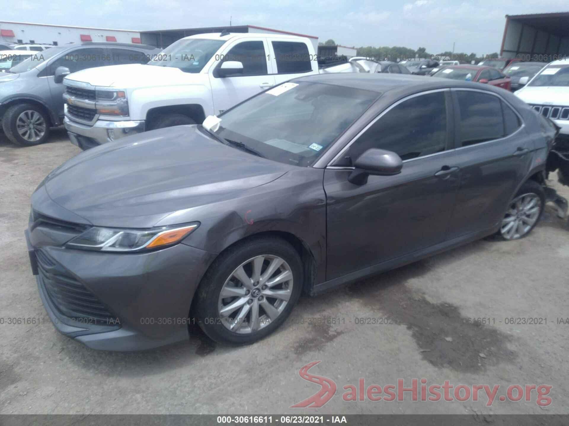 4T1B11HK0JU547194 2018 TOYOTA CAMRY