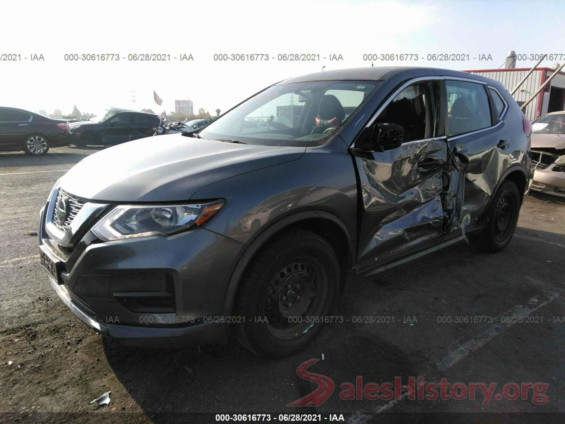 KNMAT2MTXJP513373 2018 NISSAN ROGUE