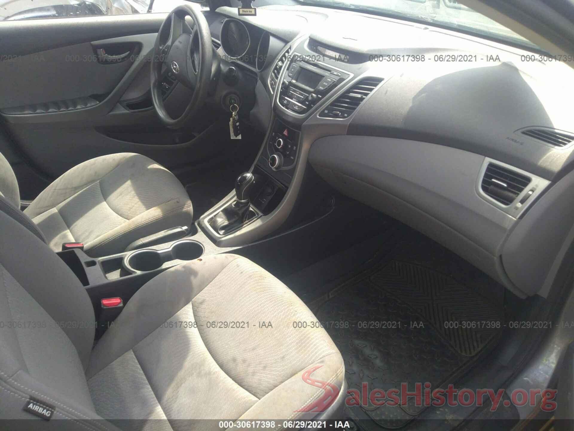 KMHDH4AE2GU504303 2016 HYUNDAI ELANTRA