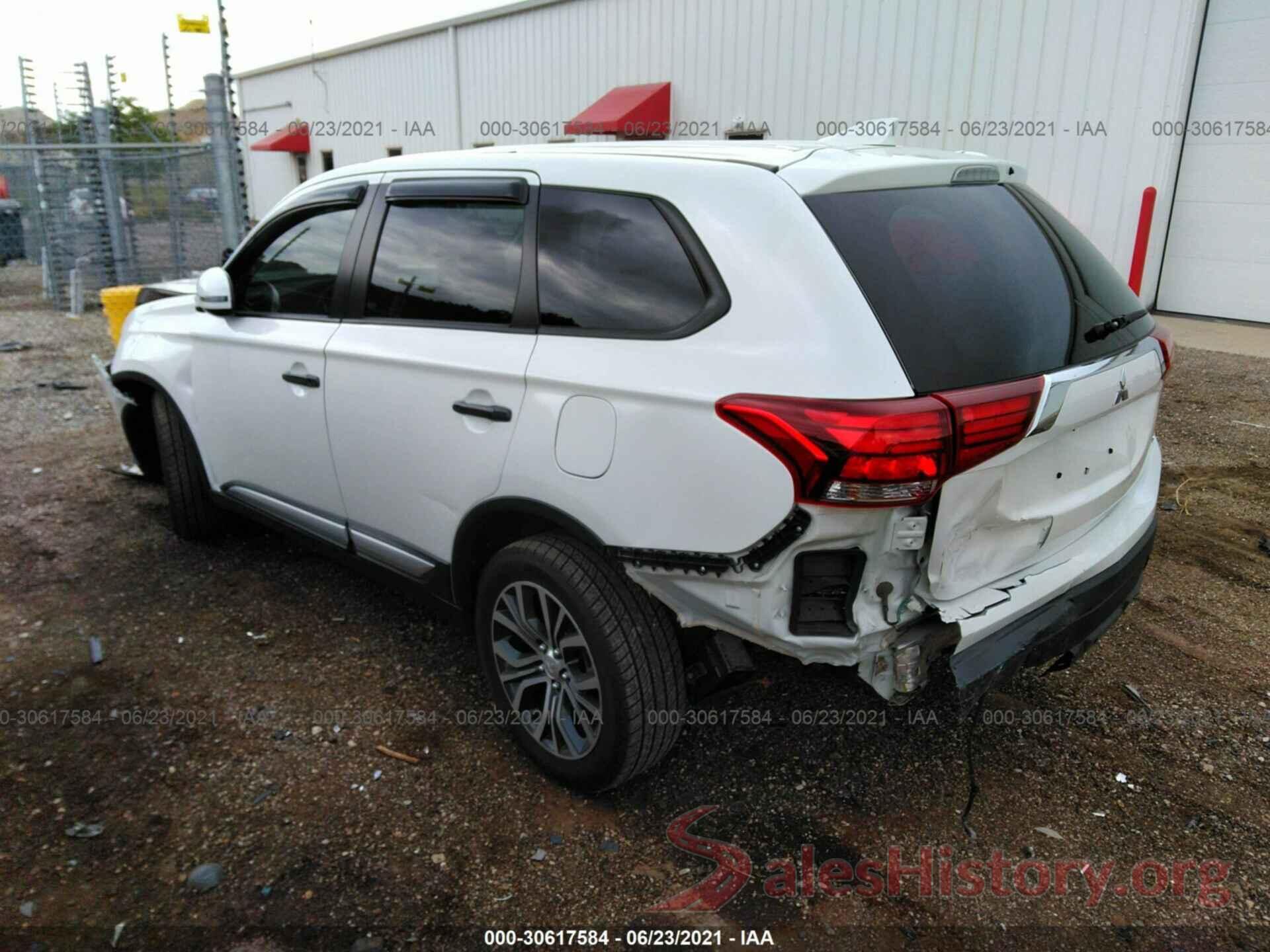 JA4AZ3A31JZ039823 2018 MITSUBISHI OUTLANDER