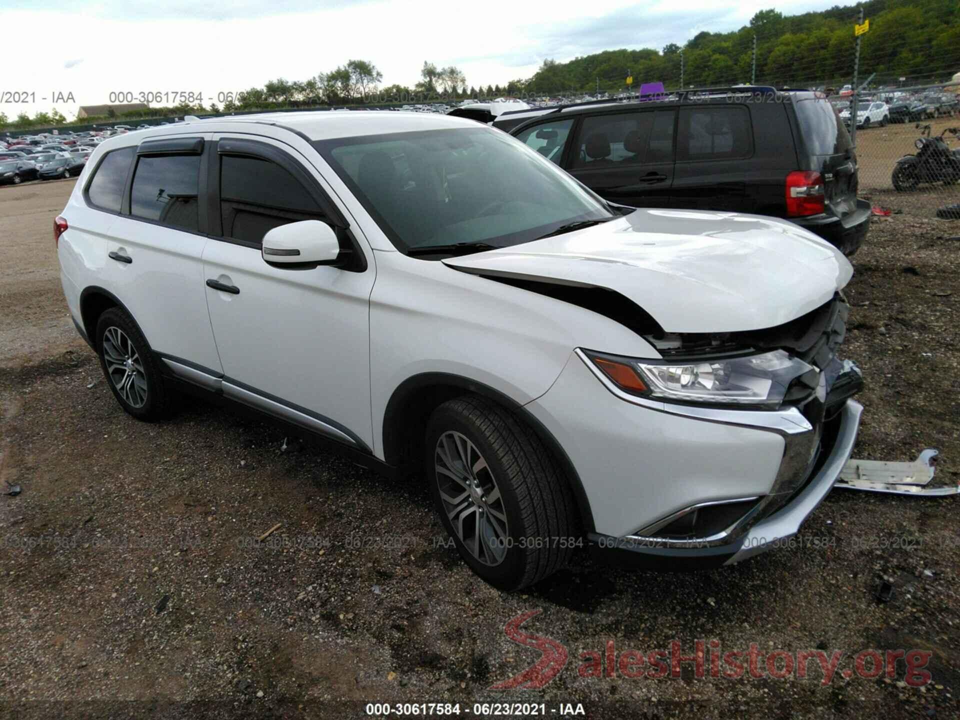 JA4AZ3A31JZ039823 2018 MITSUBISHI OUTLANDER