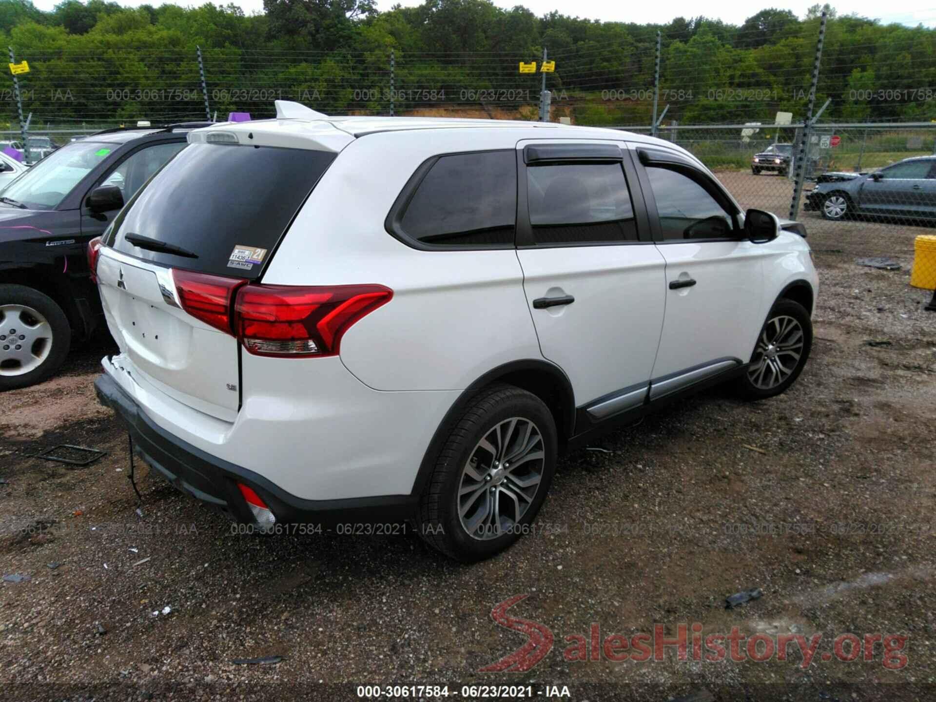 JA4AZ3A31JZ039823 2018 MITSUBISHI OUTLANDER