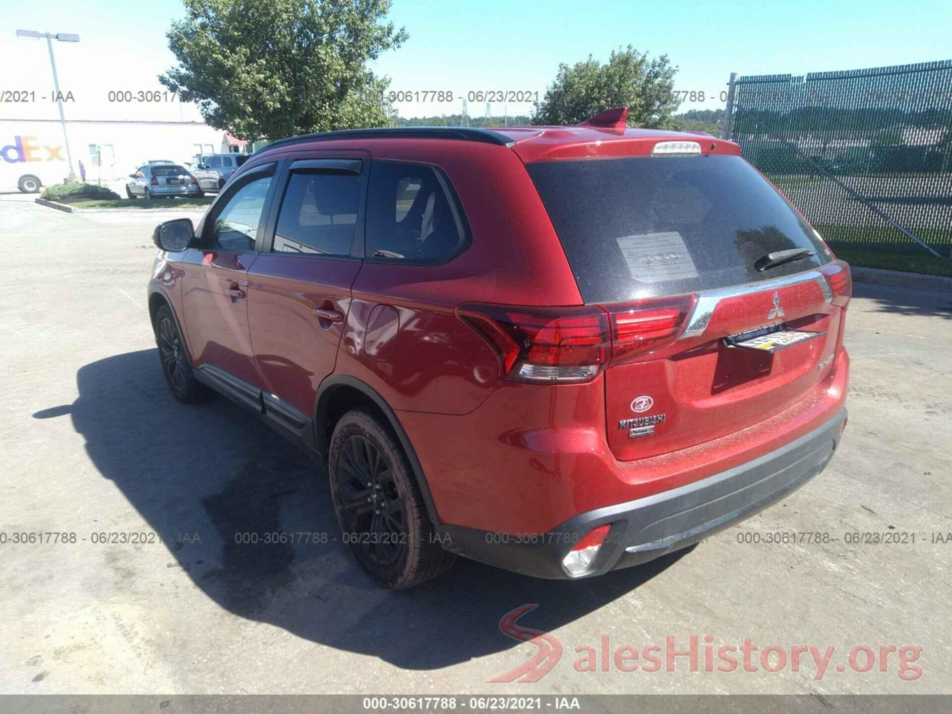 JA4AZ3A34JZ068765 2018 MITSUBISHI OUTLANDER