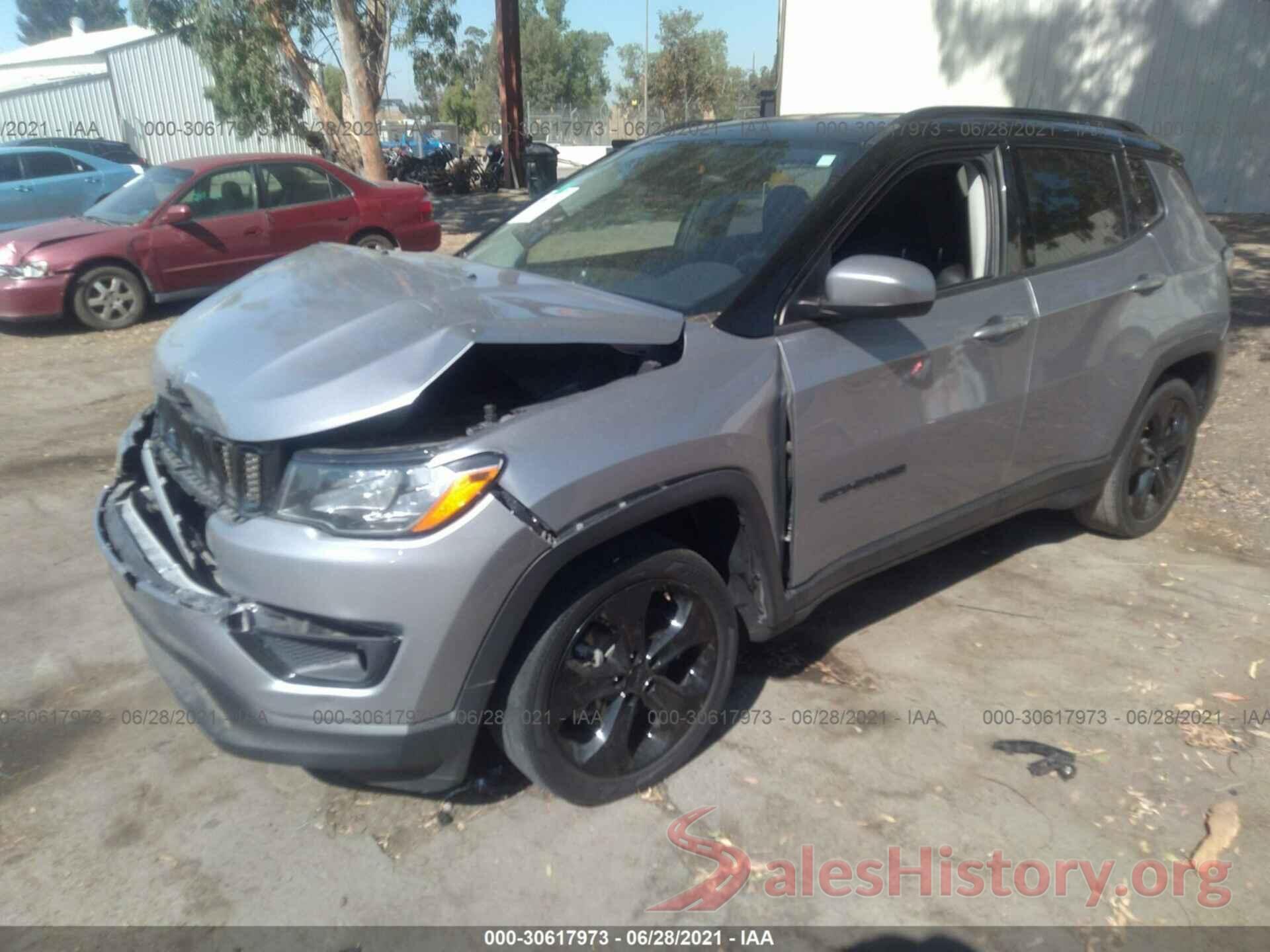 3C4NJCBB4JT409545 2018 JEEP COMPASS