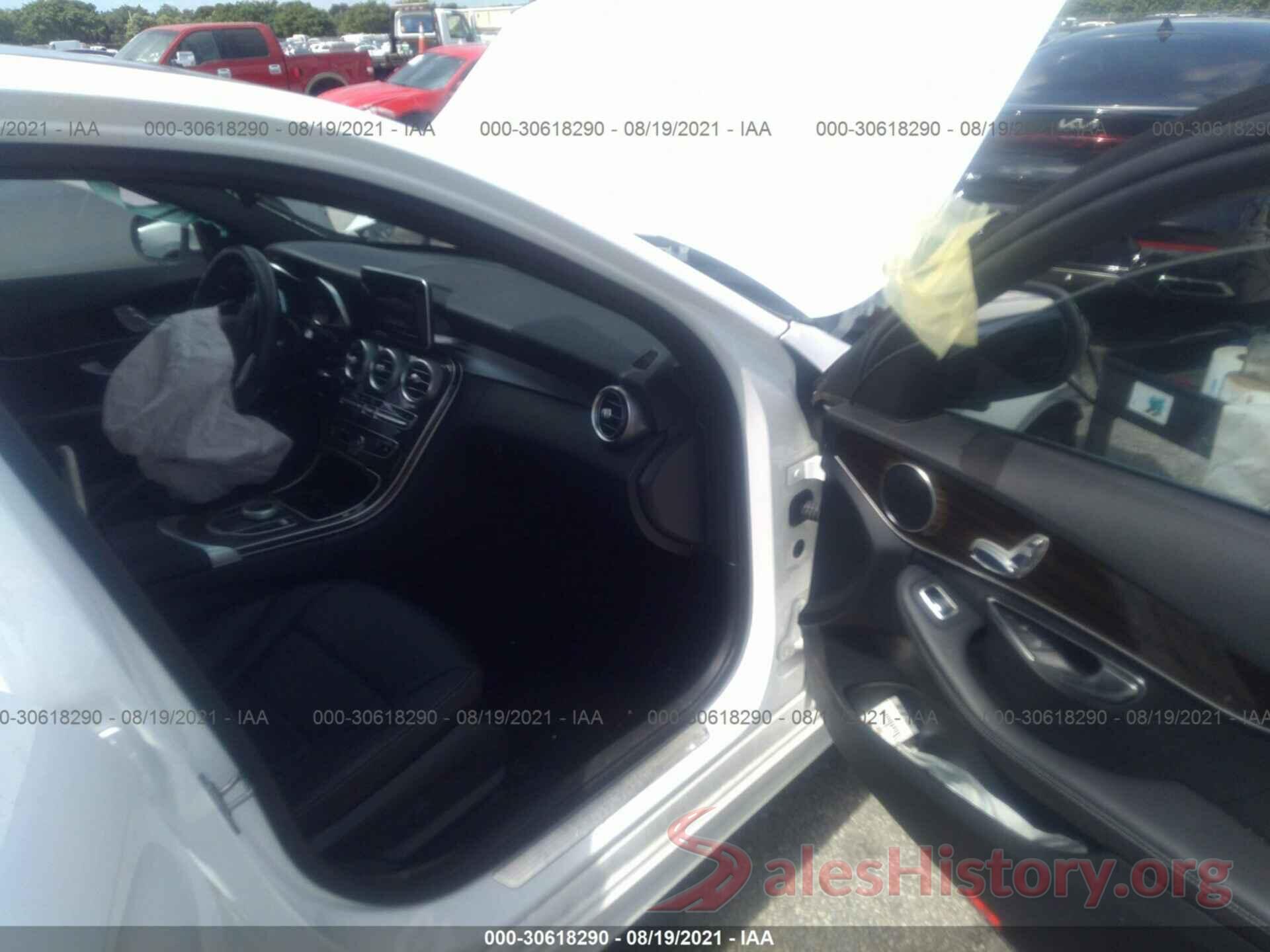 WDDWF4JB9JR348219 2018 MERCEDES-BENZ C-CLASS