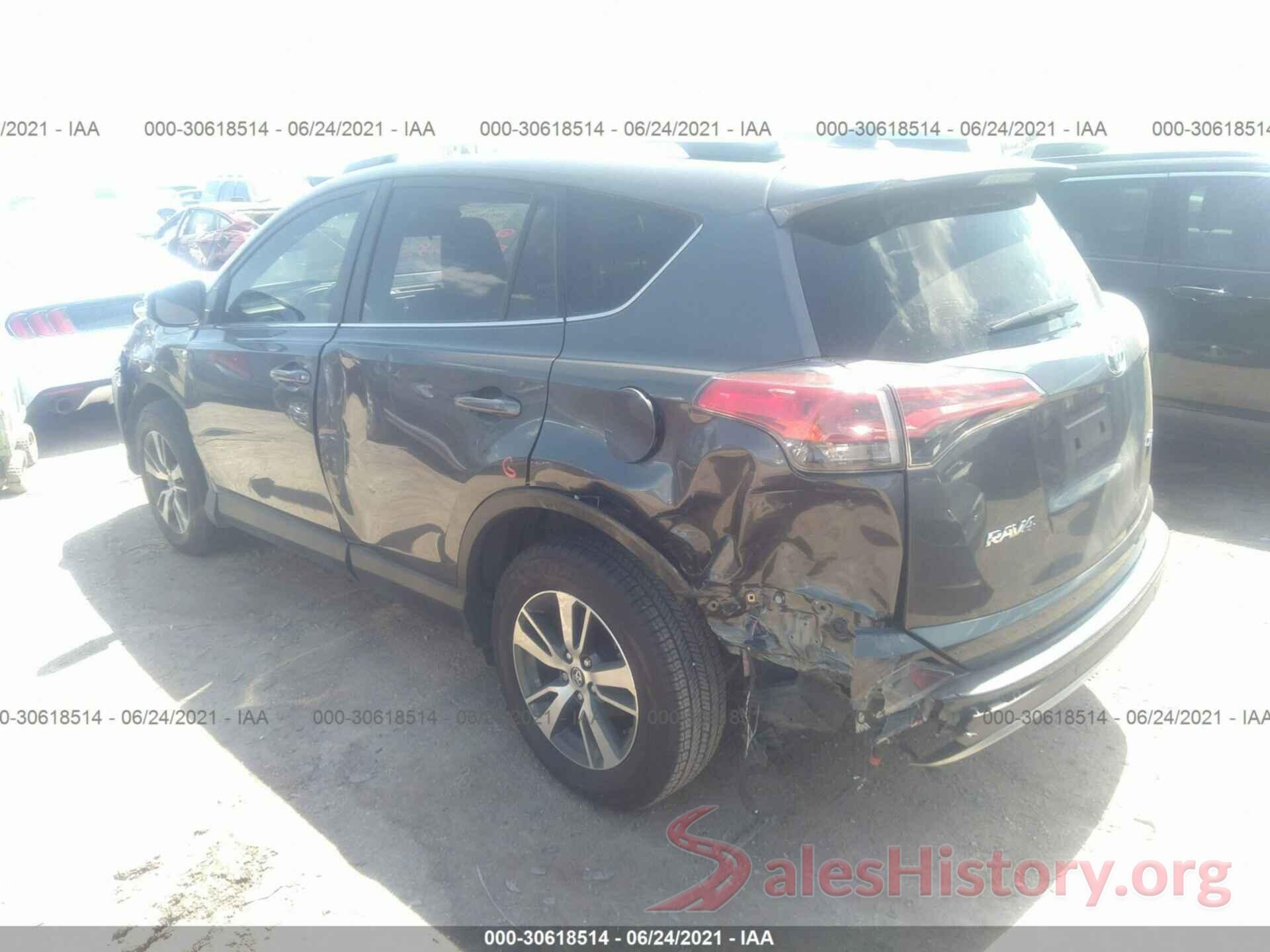 JTMWFREV0JJ202009 2018 TOYOTA RAV4