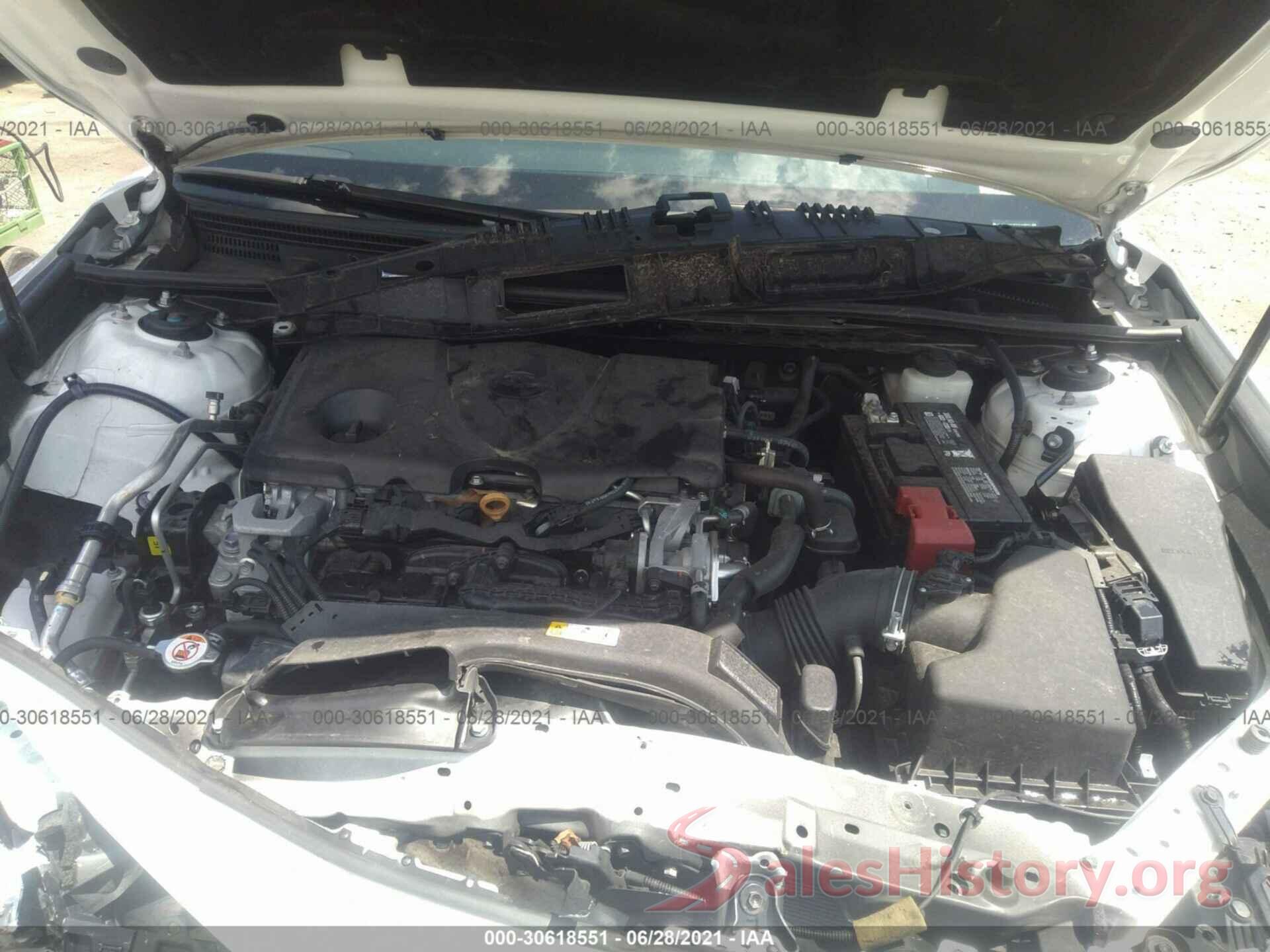 4T1B11HK4JU585902 2018 TOYOTA CAMRY