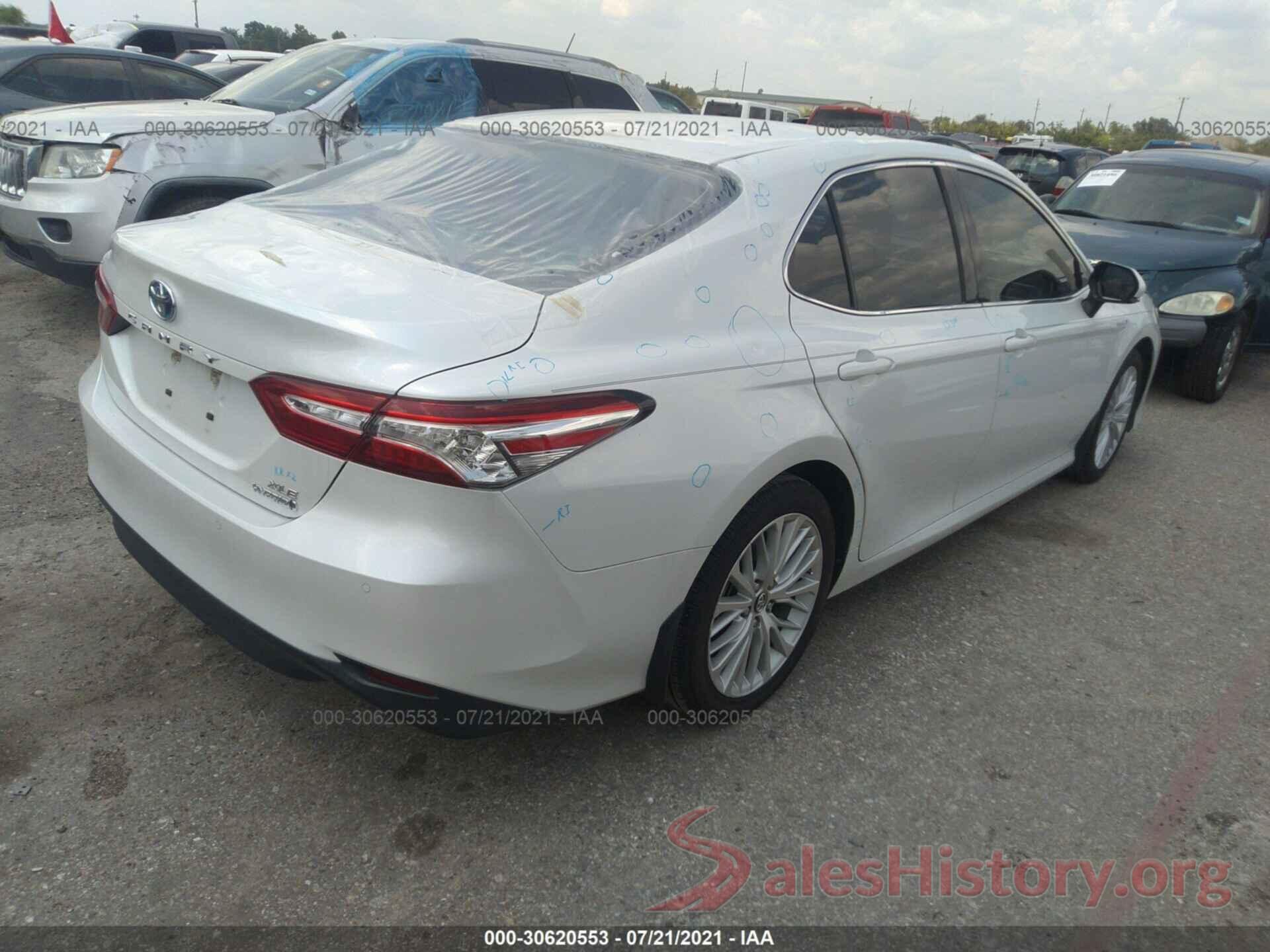 4T1B21HKXJU002682 2018 TOYOTA CAMRY