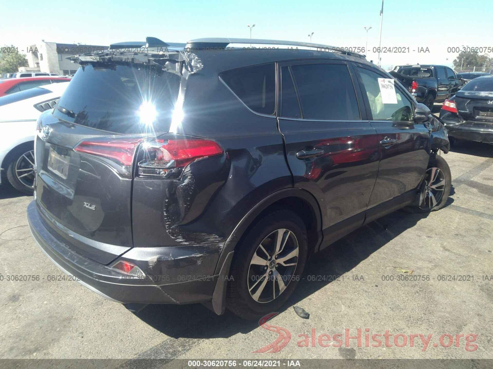 JTMWFREV9HJ119303 2017 TOYOTA RAV4