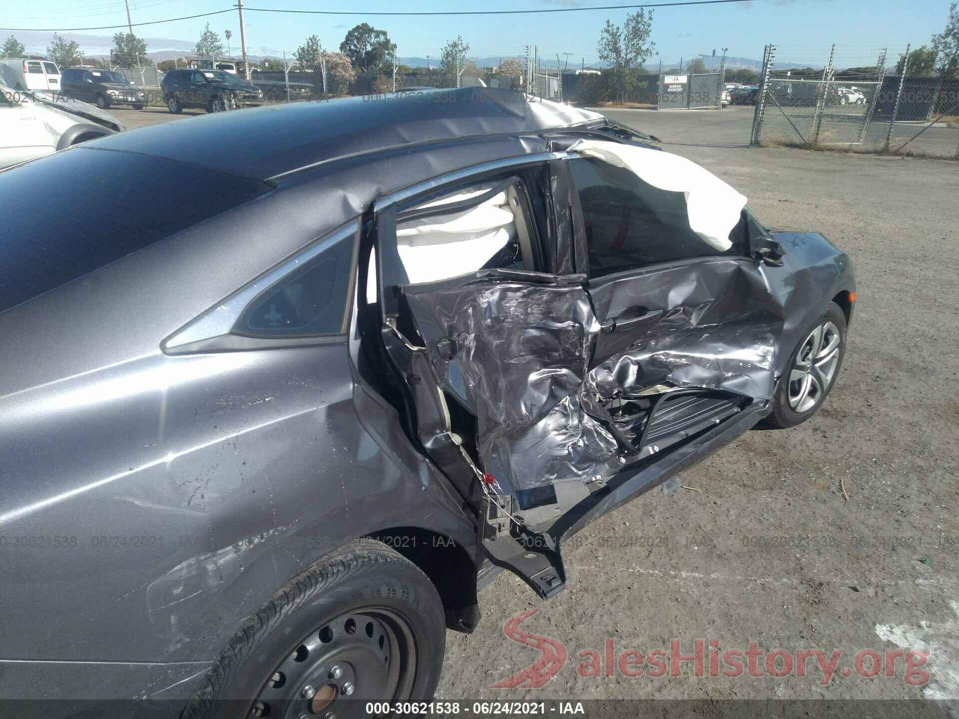 2HGFC2F52JH509246 2018 HONDA CIVIC SEDAN