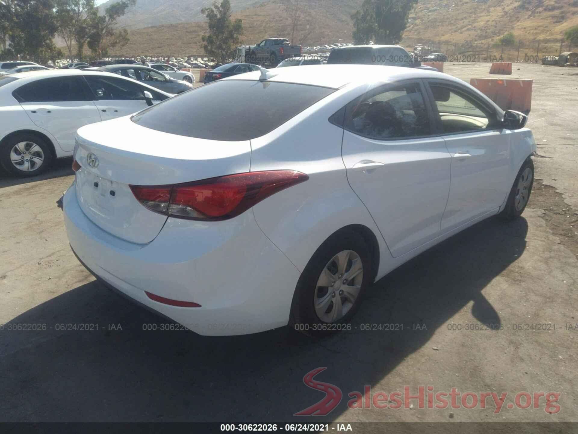 5NPDH4AE3GH695289 2016 HYUNDAI ELANTRA