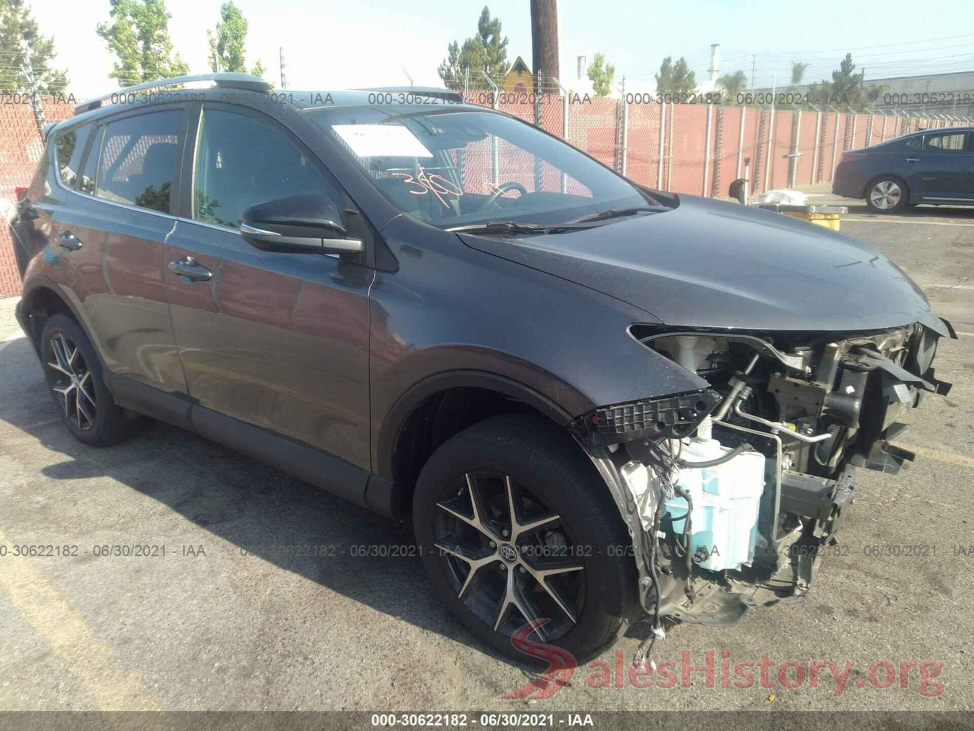 2T3NFREV7HW356871 2017 TOYOTA RAV4