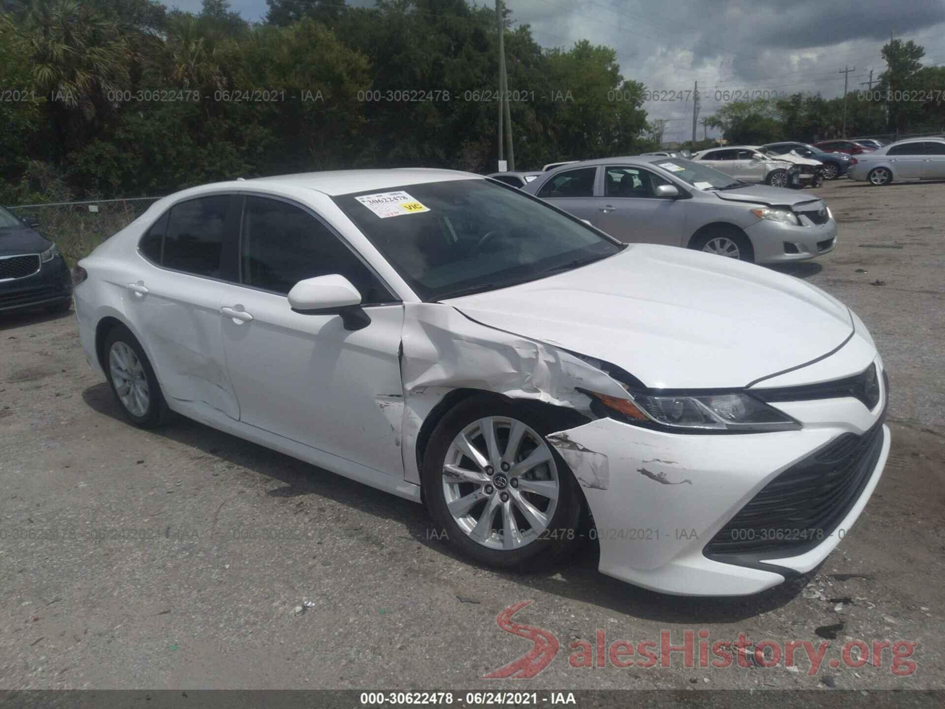 4T1B11HK5KU189530 2019 TOYOTA CAMRY