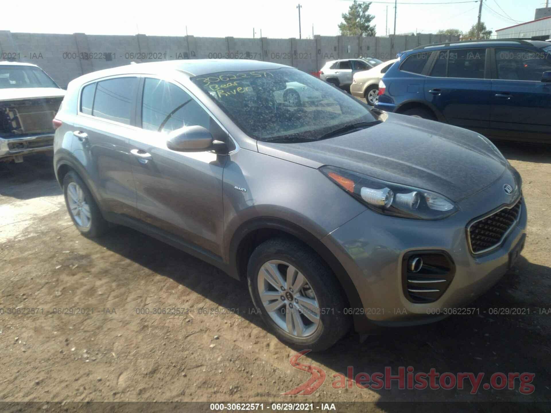 KNDPMCAC8J7331463 2018 KIA SPORTAGE