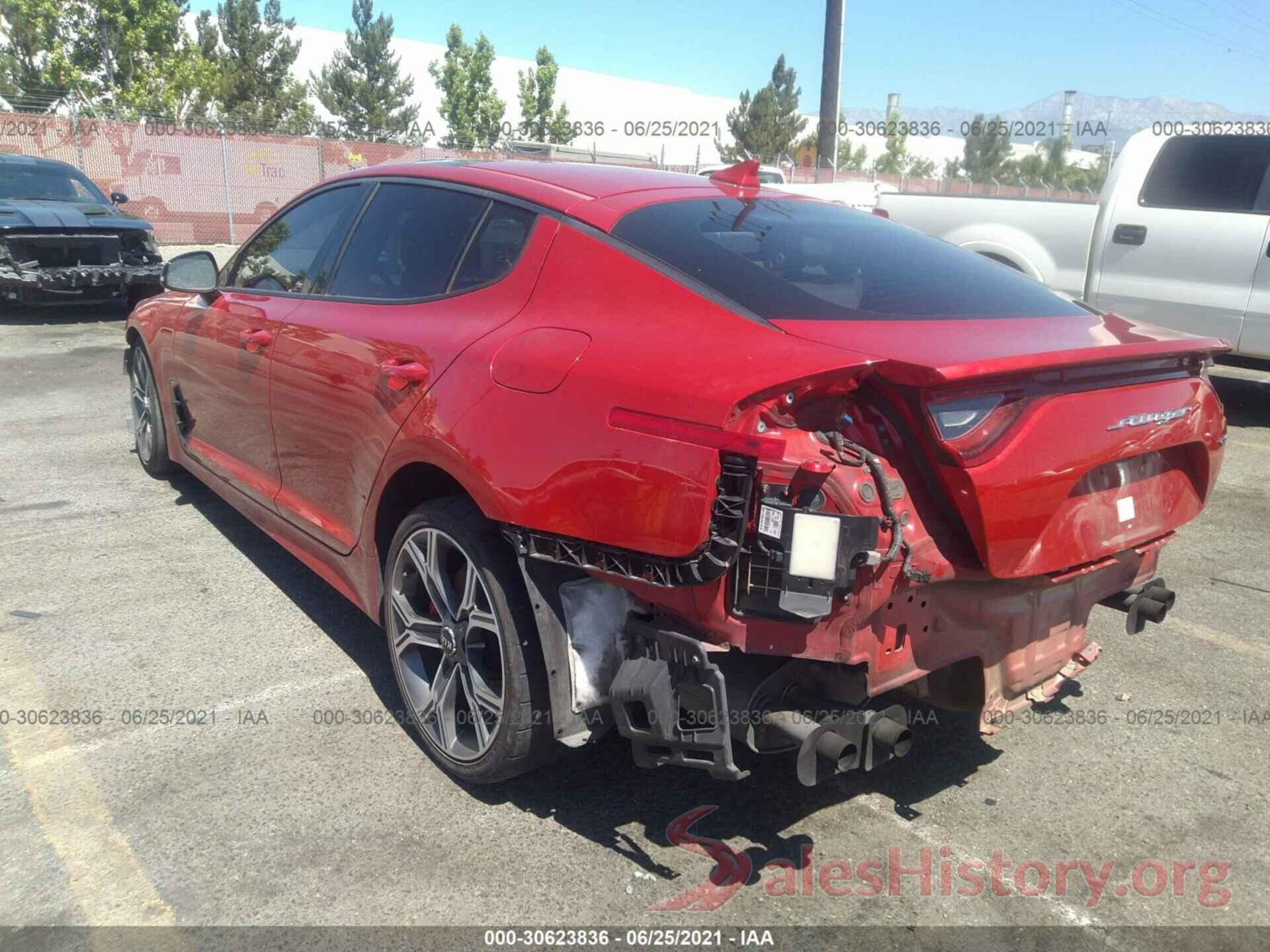 KNAE55LC5J6011632 2018 KIA STINGER