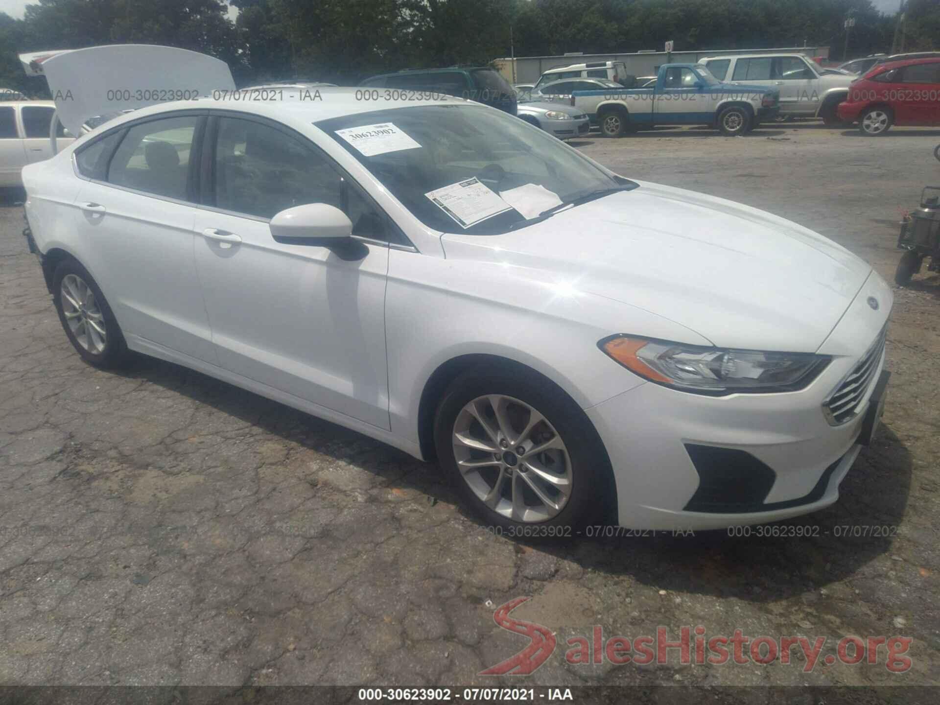 3FA6P0HD8KR145776 2019 FORD FUSION