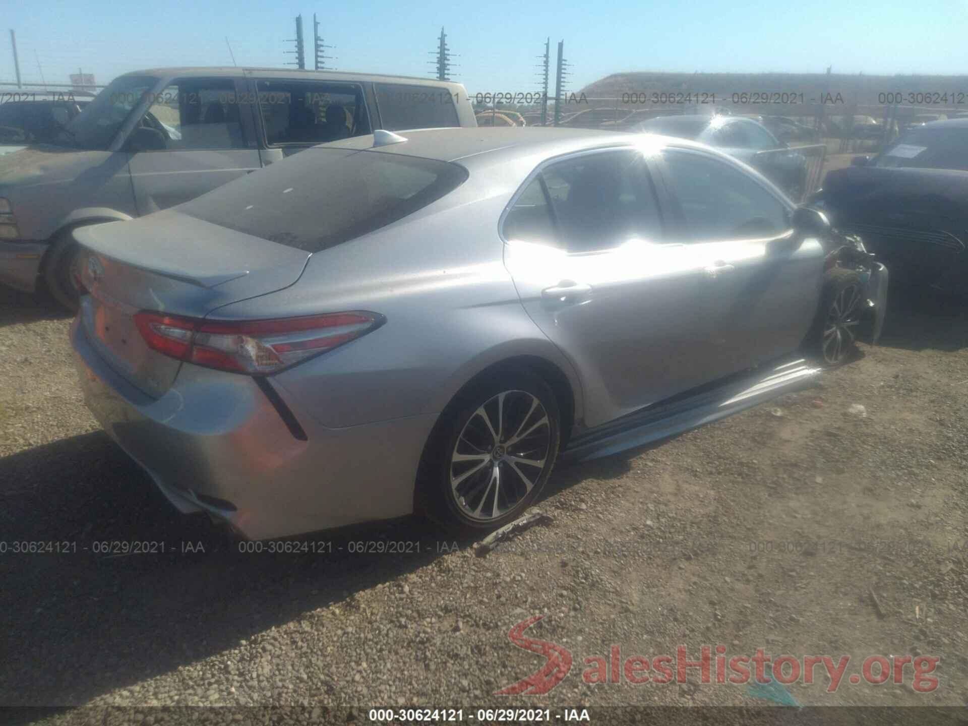 4T1B11HK2KU743946 2019 TOYOTA CAMRY