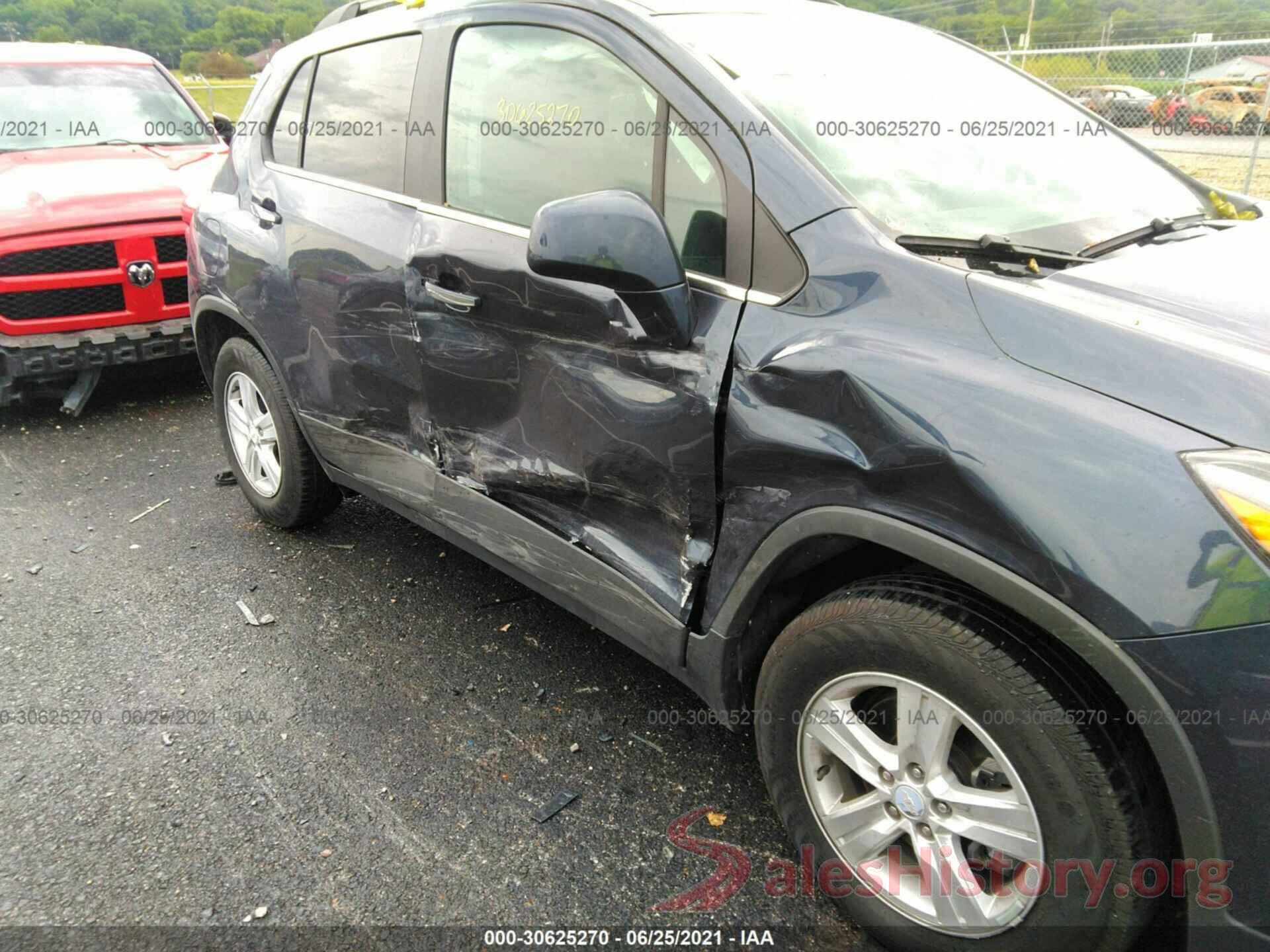 3GNCJLSB2KL135830 2019 CHEVROLET TRAX