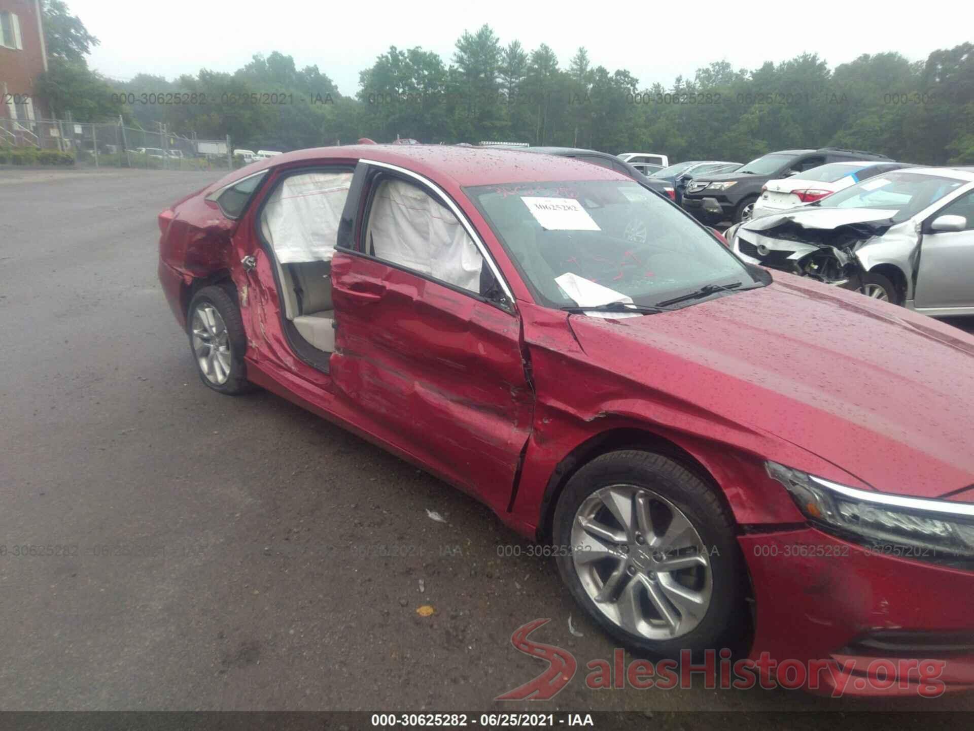 1HGCV1F19JA130764 2018 HONDA ACCORD SEDAN