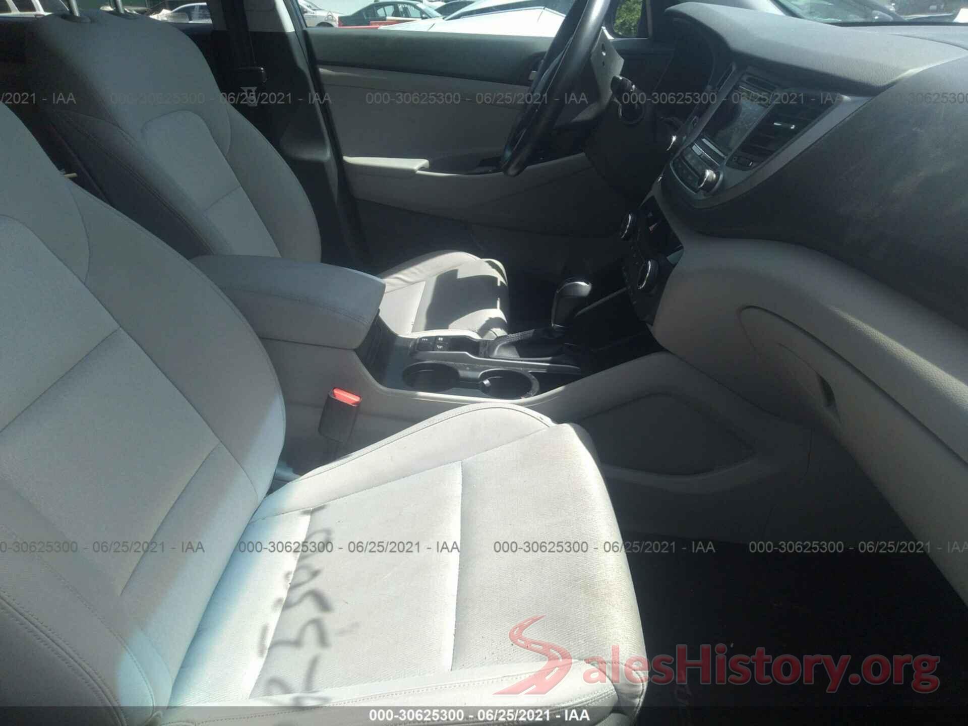 KM8J3CA20HU426848 2017 HYUNDAI TUCSON