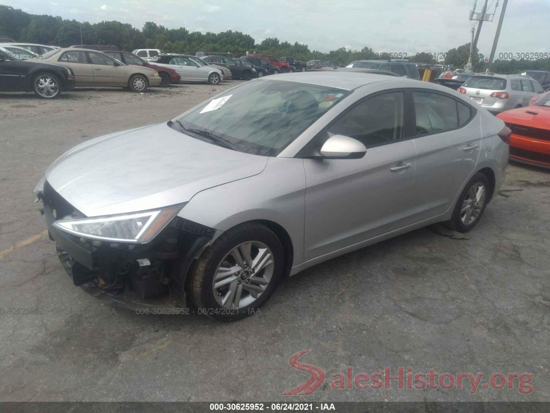 5NPD84LF2KH452720 2019 HYUNDAI ELANTRA