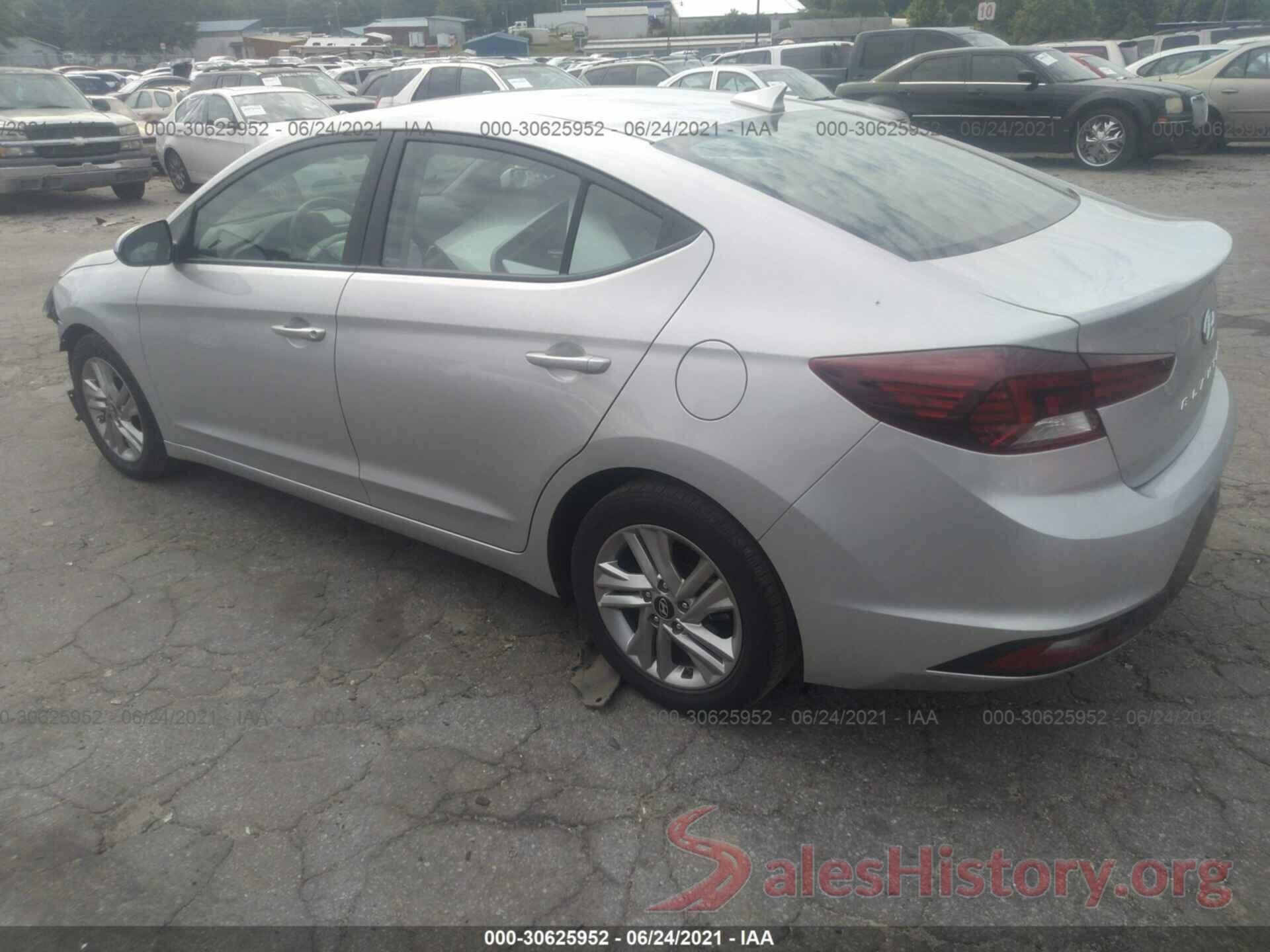 5NPD84LF2KH452720 2019 HYUNDAI ELANTRA