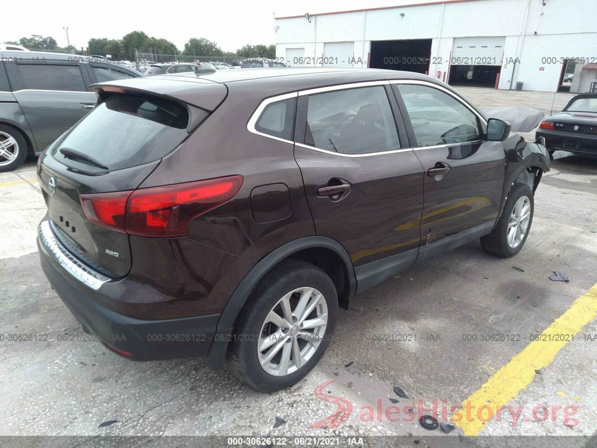 JN1BJ1CR9HW111891 2017 NISSAN ROGUE SPORT