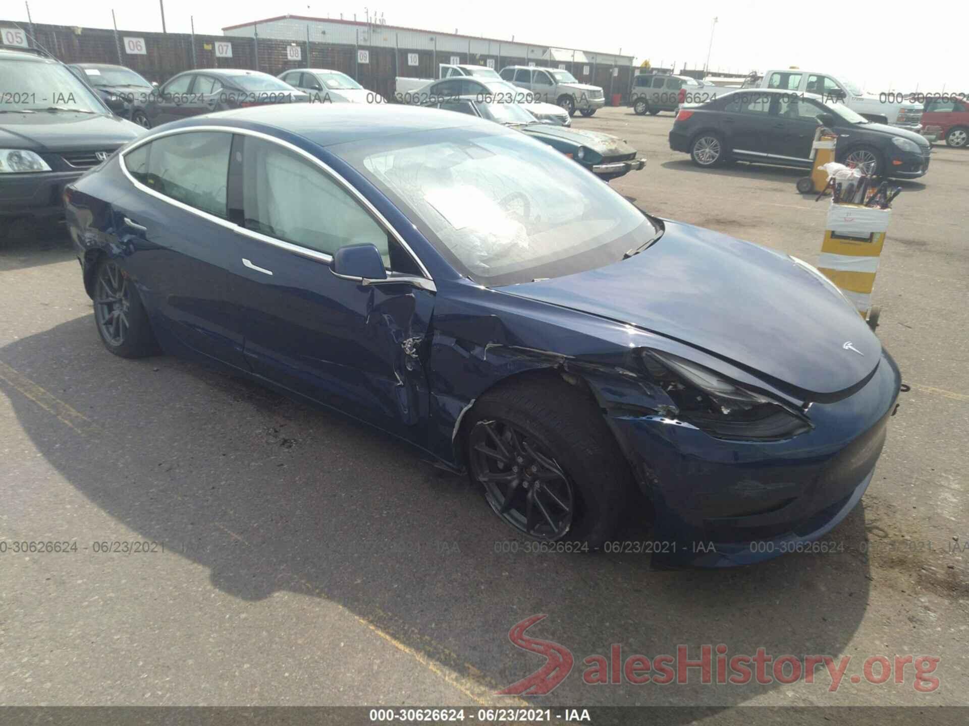 5YJ3E1EB1KF482271 2019 TESLA MODEL 3