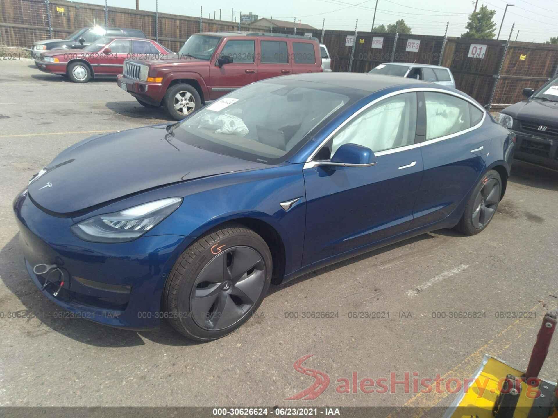 5YJ3E1EB1KF482271 2019 TESLA MODEL 3