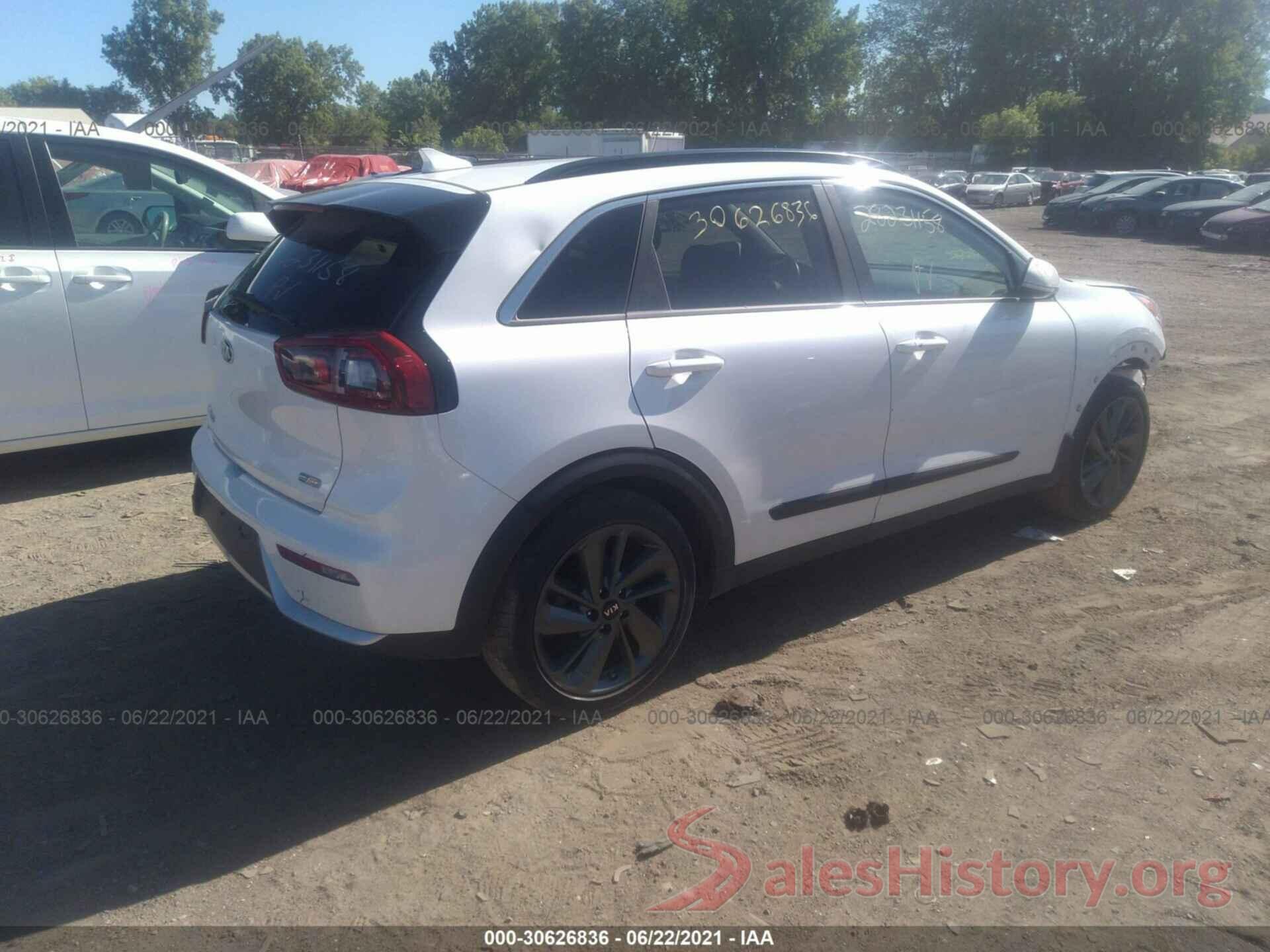 KNDCC3LC7H5092475 2017 KIA NIRO