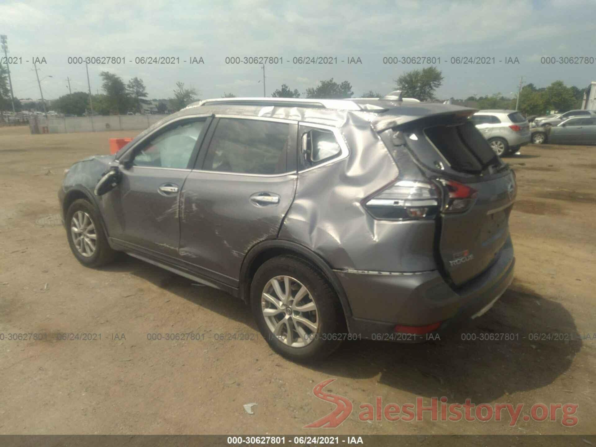 KNMAT2MT7HP500204 2017 NISSAN ROGUE