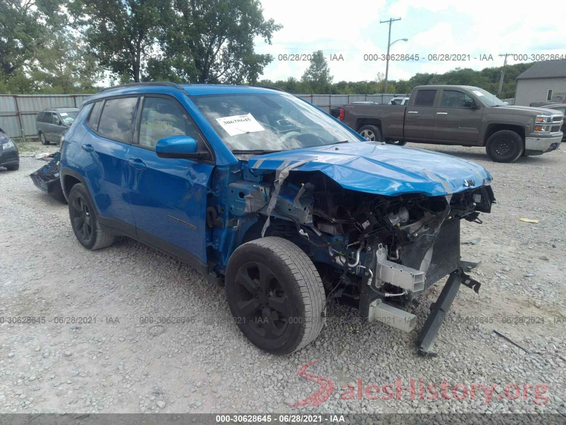 3C4NJCBBXJT138023 2018 JEEP COMPASS