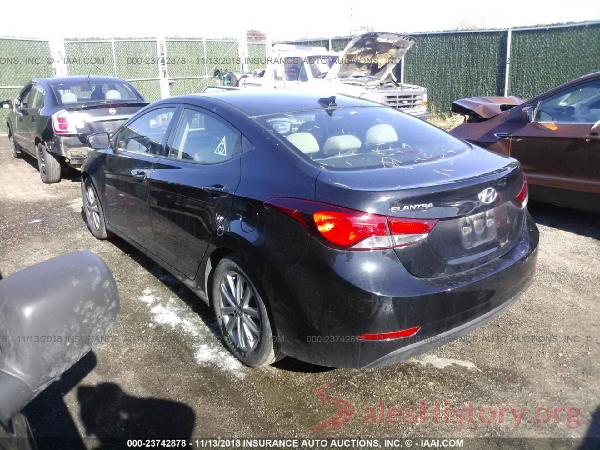 5XXGT4L38LG415833 2016 HYUNDAI ELANTRA