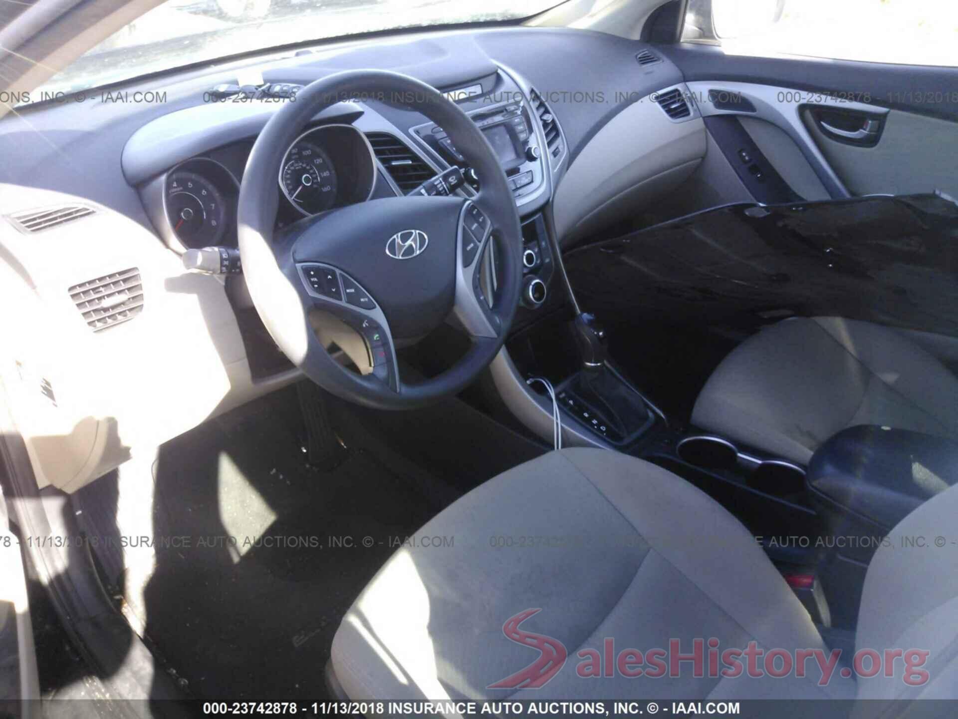 5XXGT4L38LG415833 2016 HYUNDAI ELANTRA