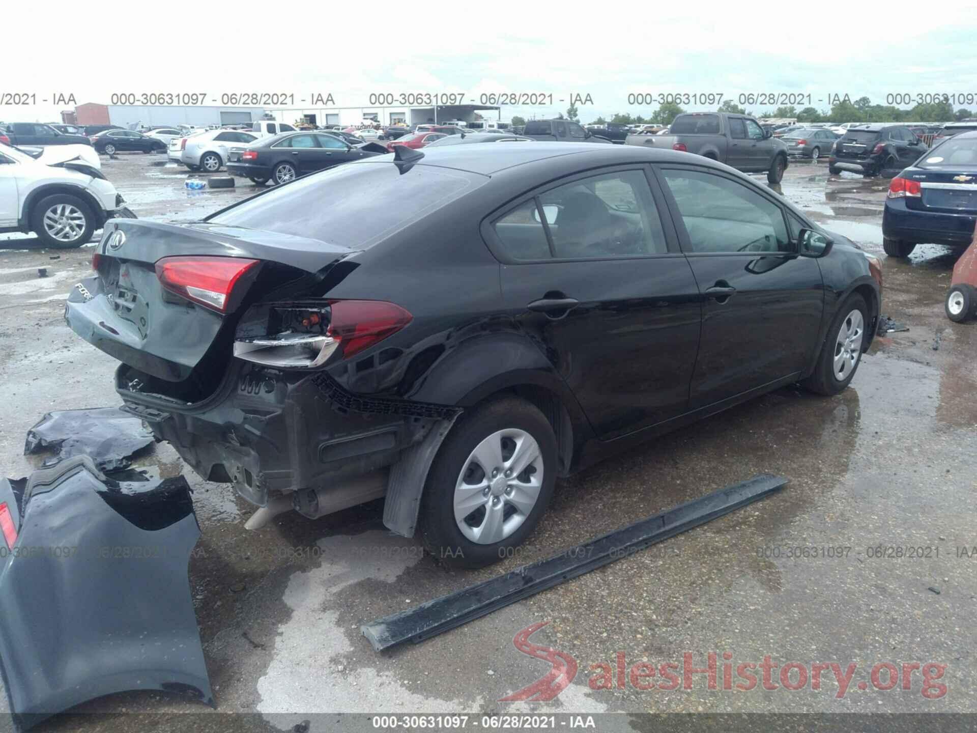 3KPFL4A77HE025288 2017 KIA FORTE