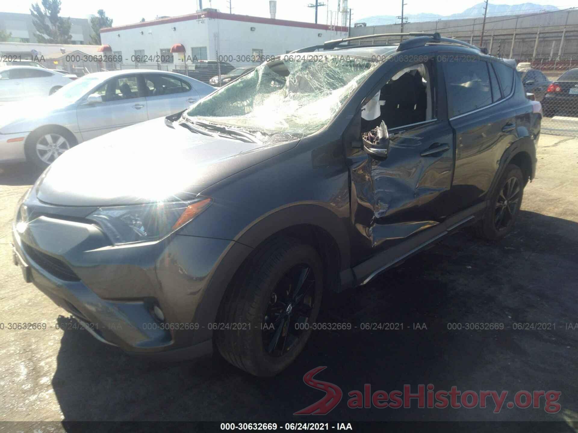 2T3RFREV0JW841523 2018 TOYOTA RAV4