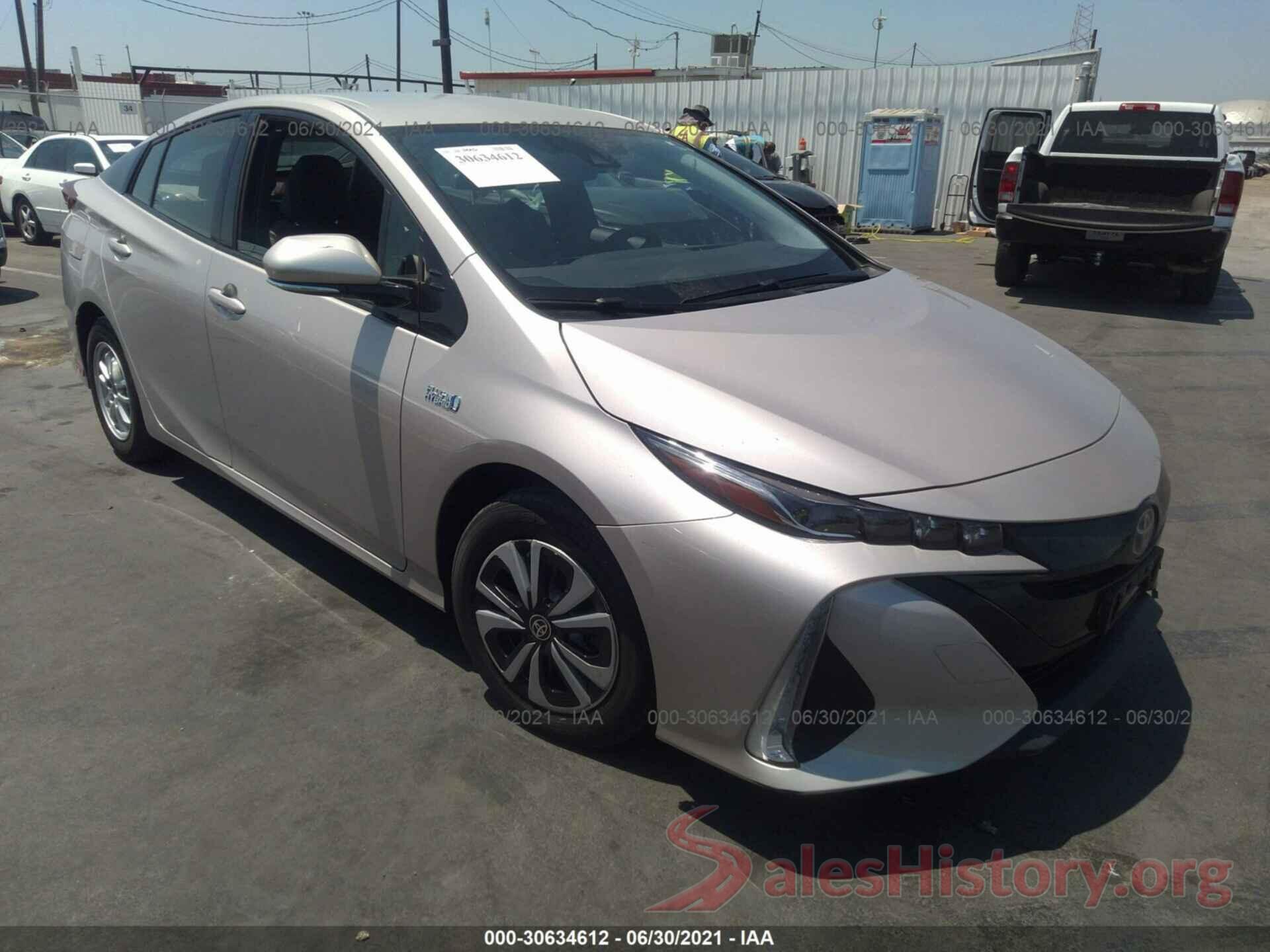 JTDKARFP2H3058149 2017 TOYOTA PRIUS PRIME