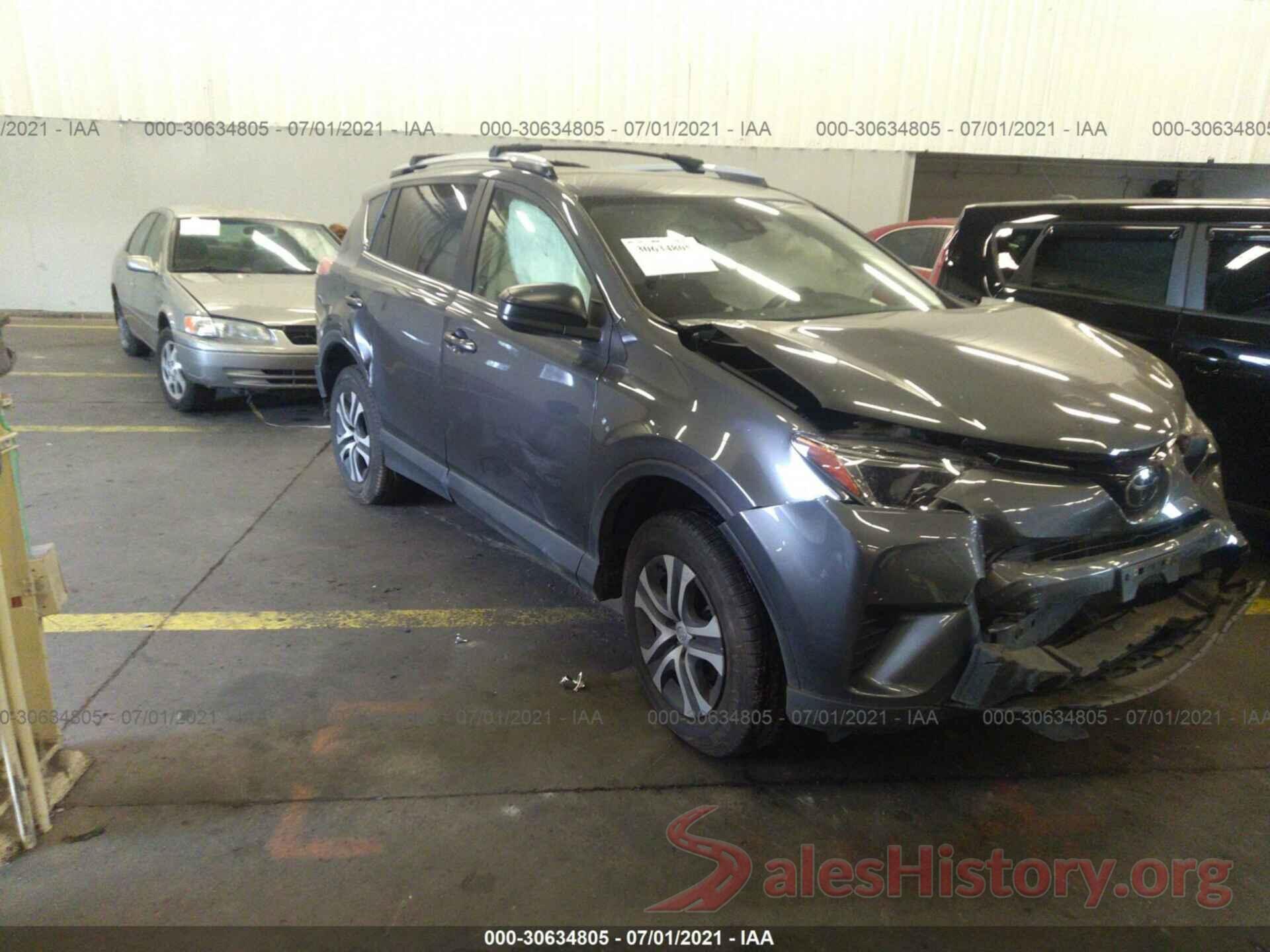 JTMBFREV3JJ744607 2018 TOYOTA RAV4