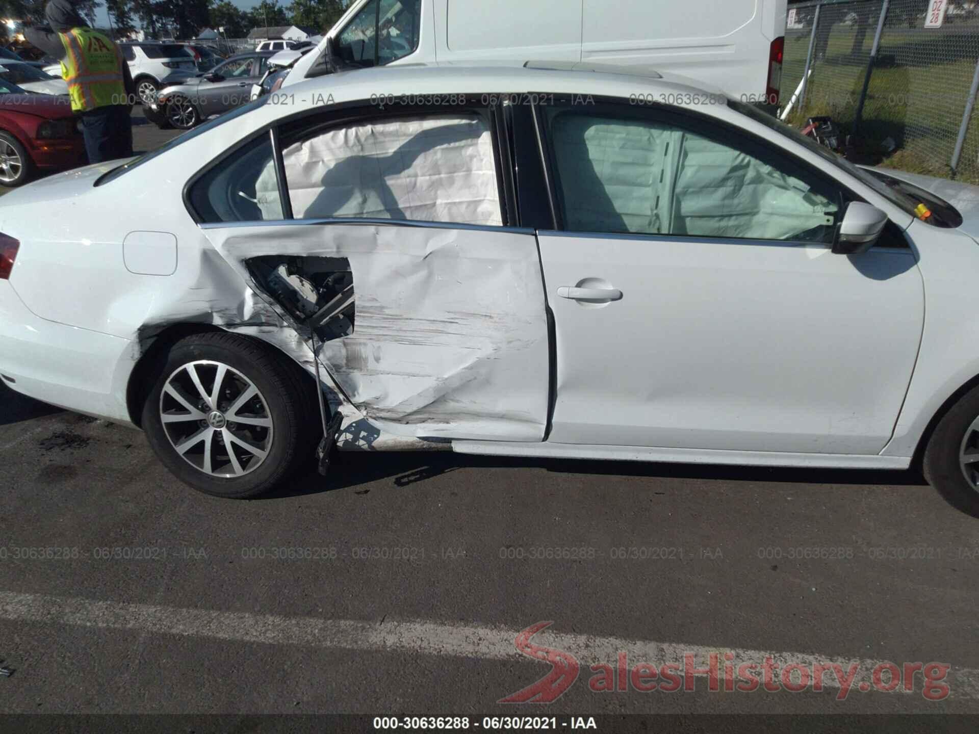 3VWDB7AJ4HM357960 2017 VOLKSWAGEN JETTA