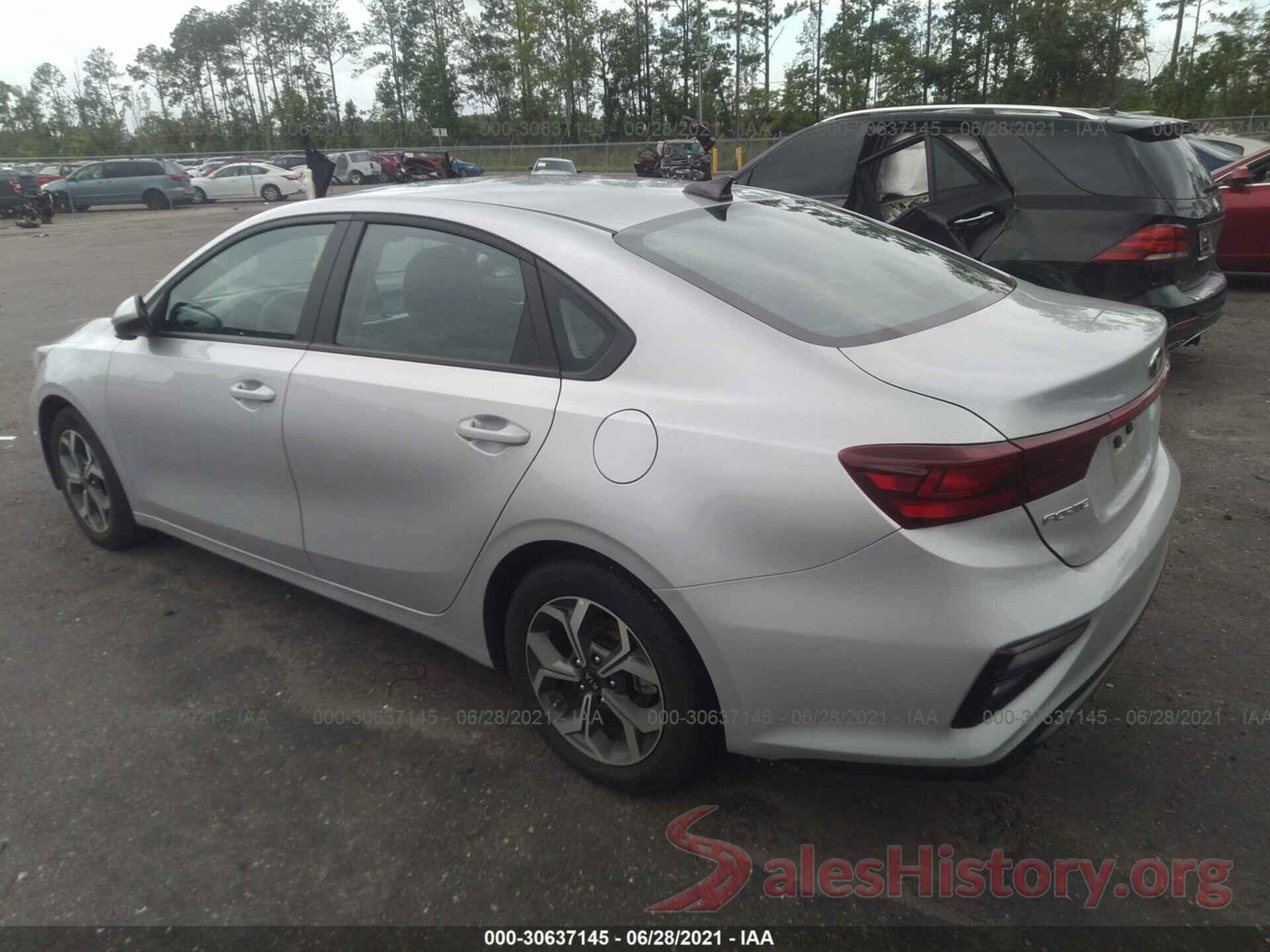 3KPF24AD7ME266982 2021 KIA FORTE