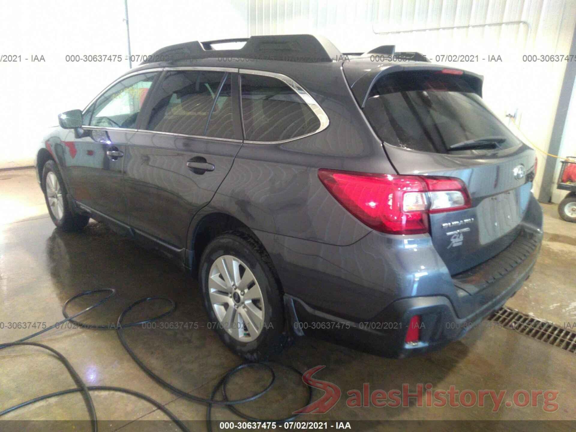 4S4BSACC5J3349570 2018 SUBARU OUTBACK