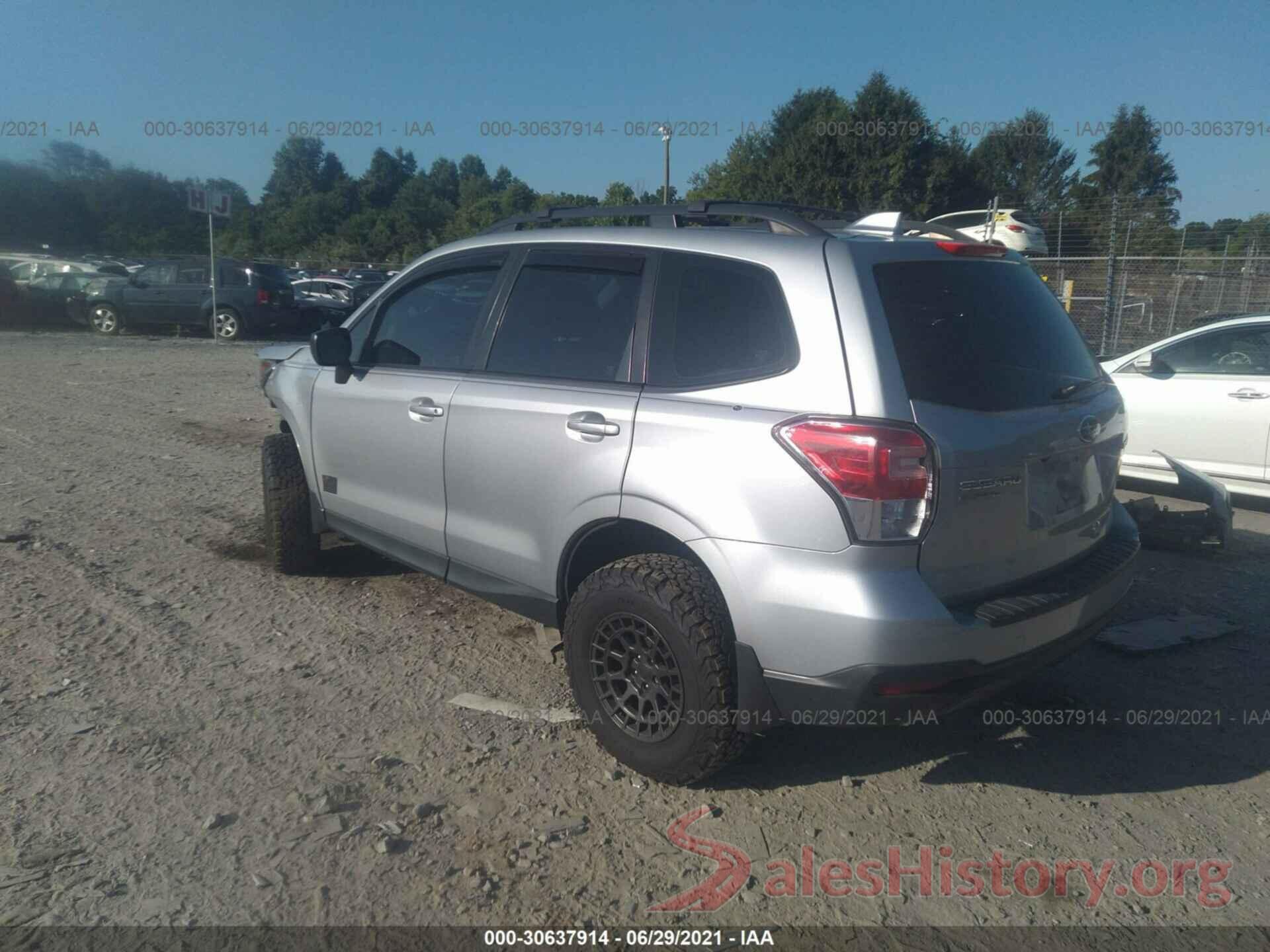 JF2SJABC1JH439943 2018 SUBARU FORESTER