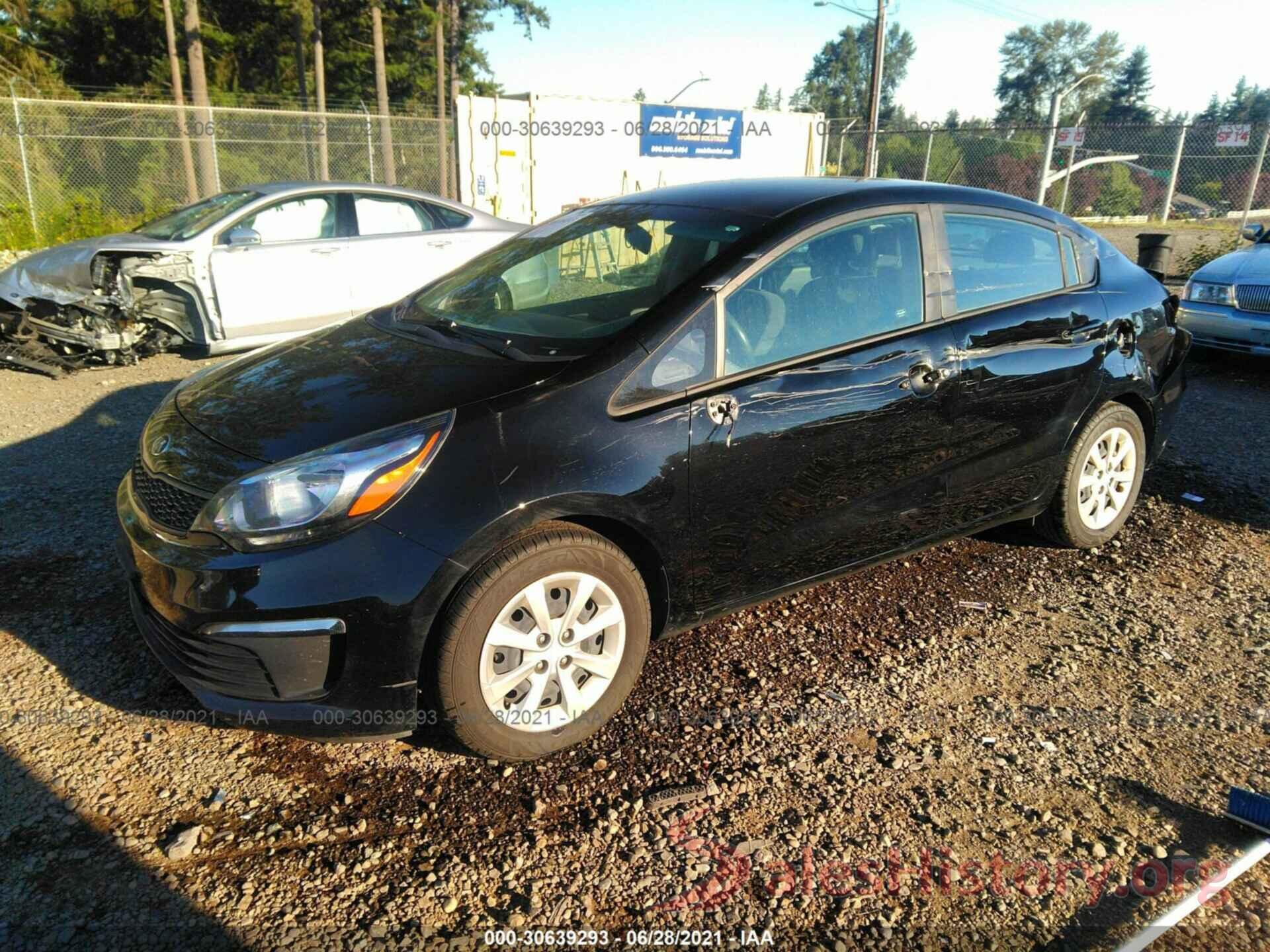 KNADM4A38H6039429 2017 KIA RIO