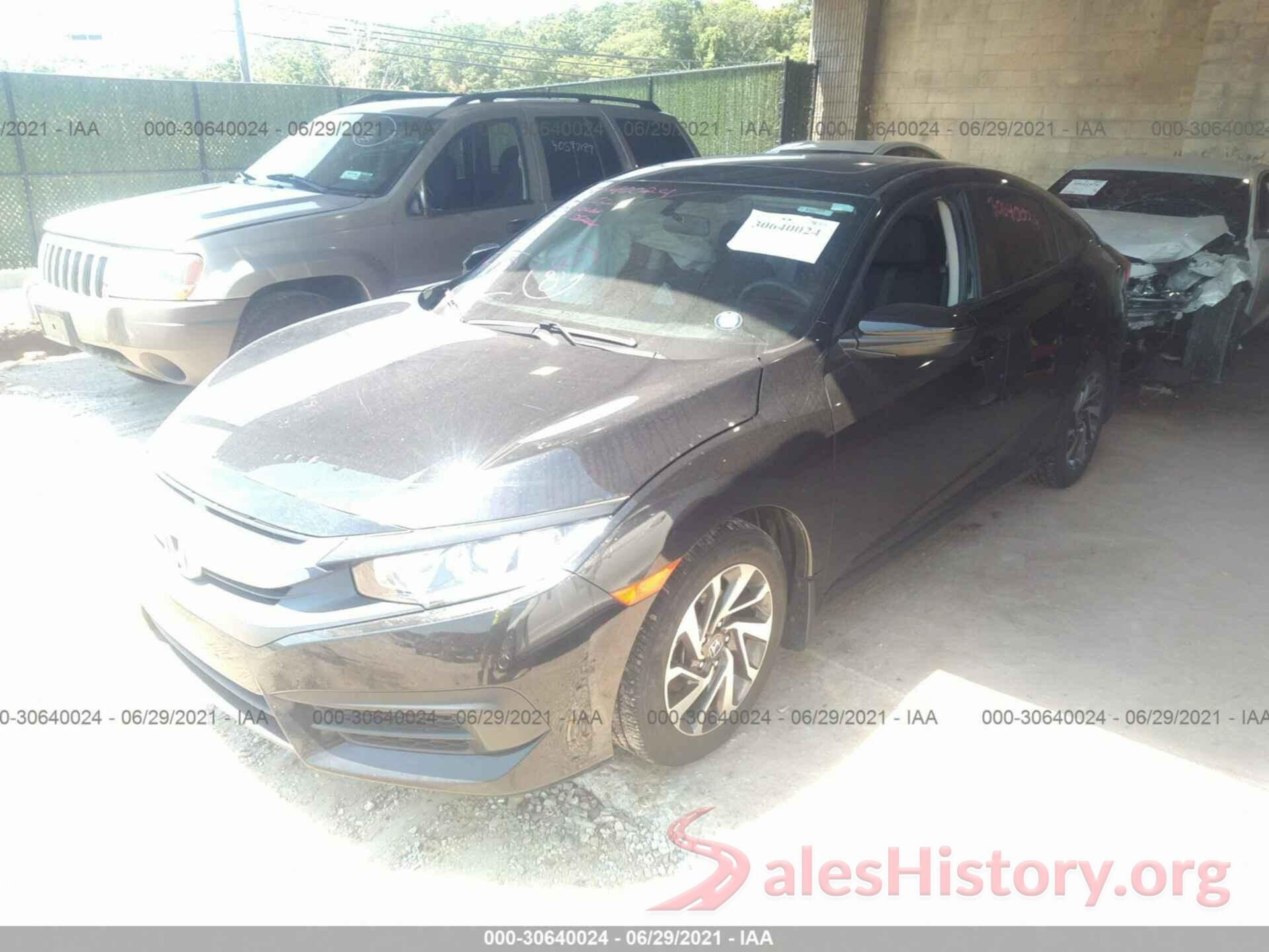 19XFC2F79JE009810 2018 HONDA CIVIC SEDAN