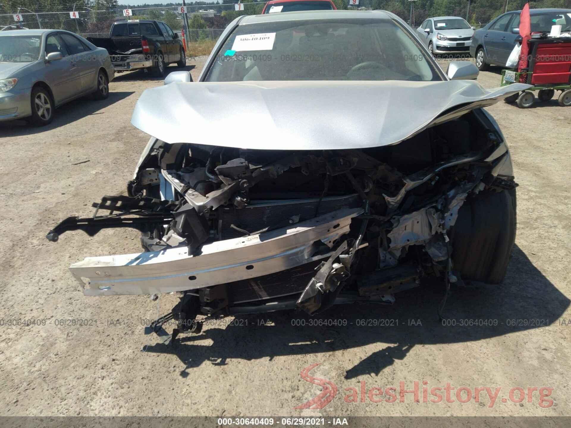 4T1B11HK5JU547627 2018 TOYOTA CAMRY