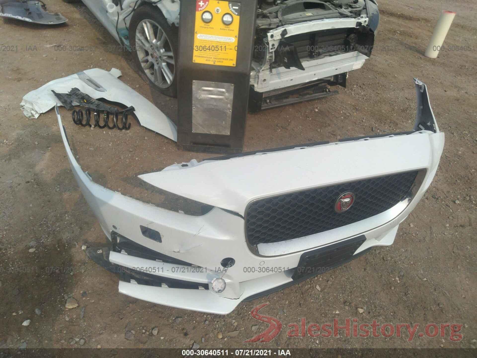 SAJAJ4FX2JCP34251 2018 JAGUAR XE