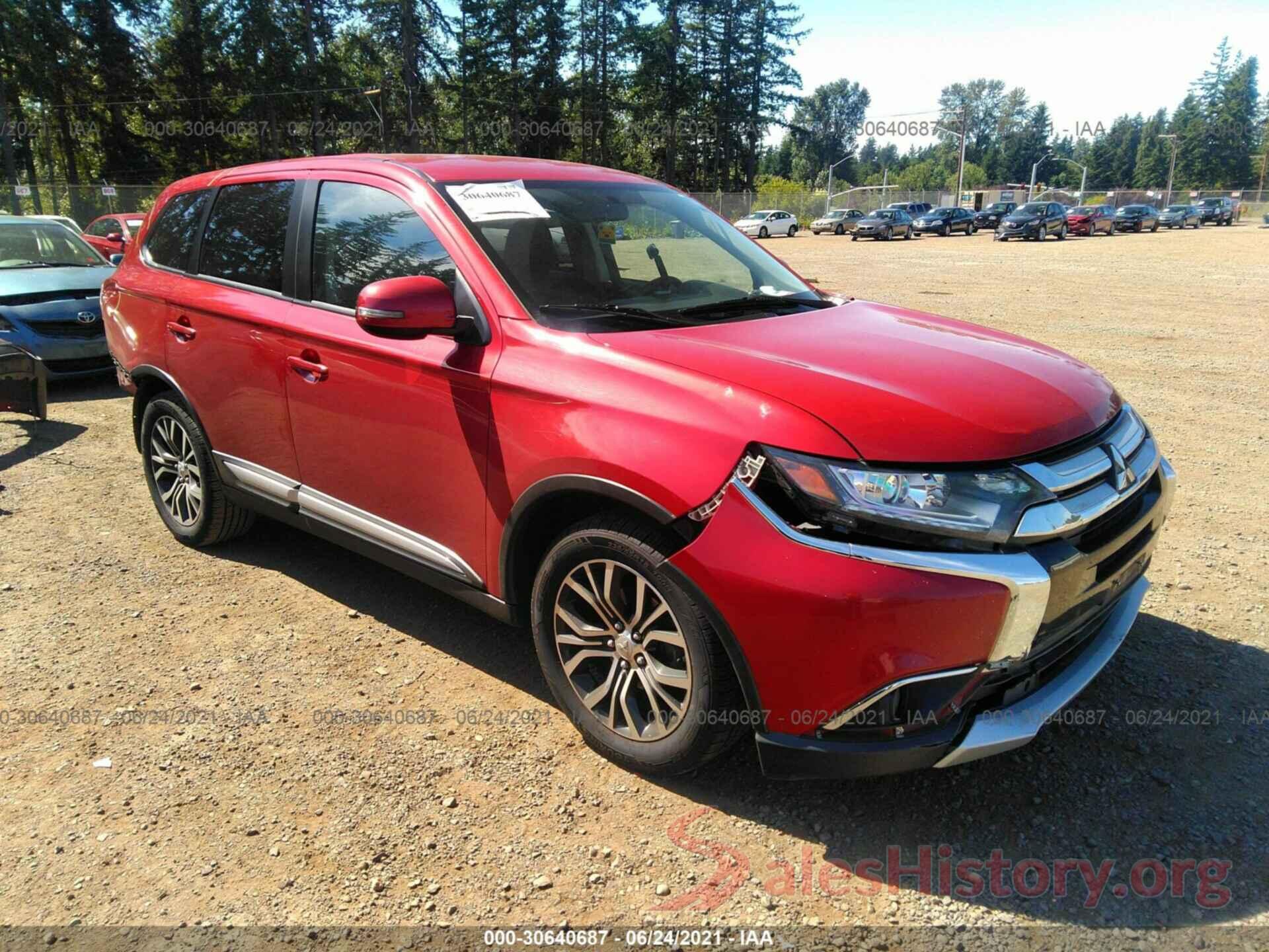 JA4AD3A38HZ043361 2017 MITSUBISHI OUTLANDER