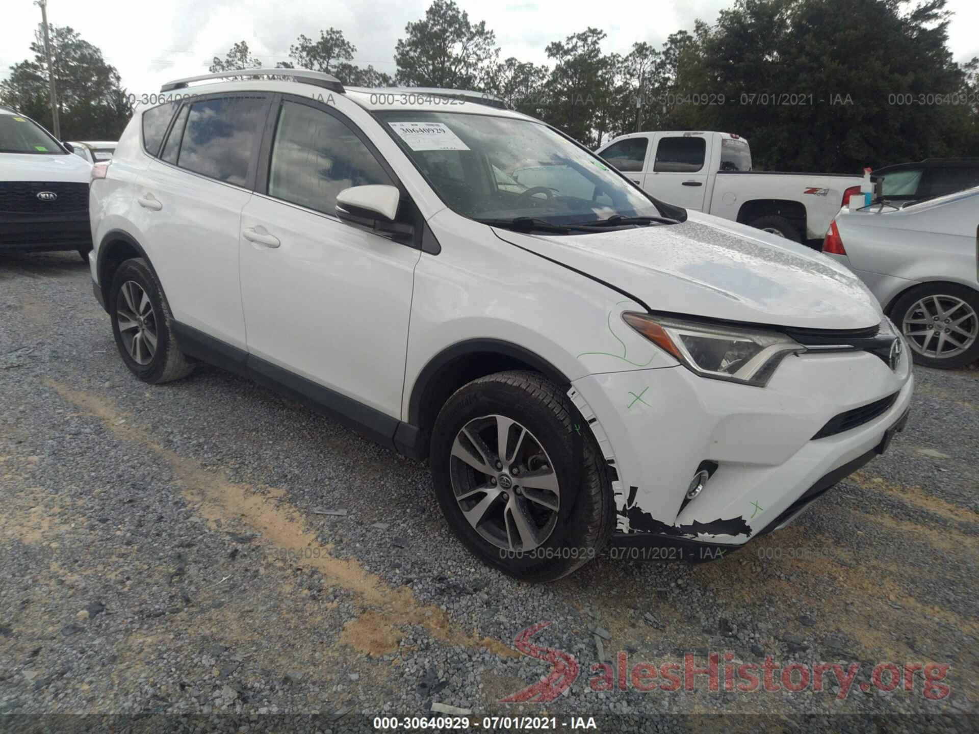 JTMWFREV0GD090402 2016 TOYOTA RAV4